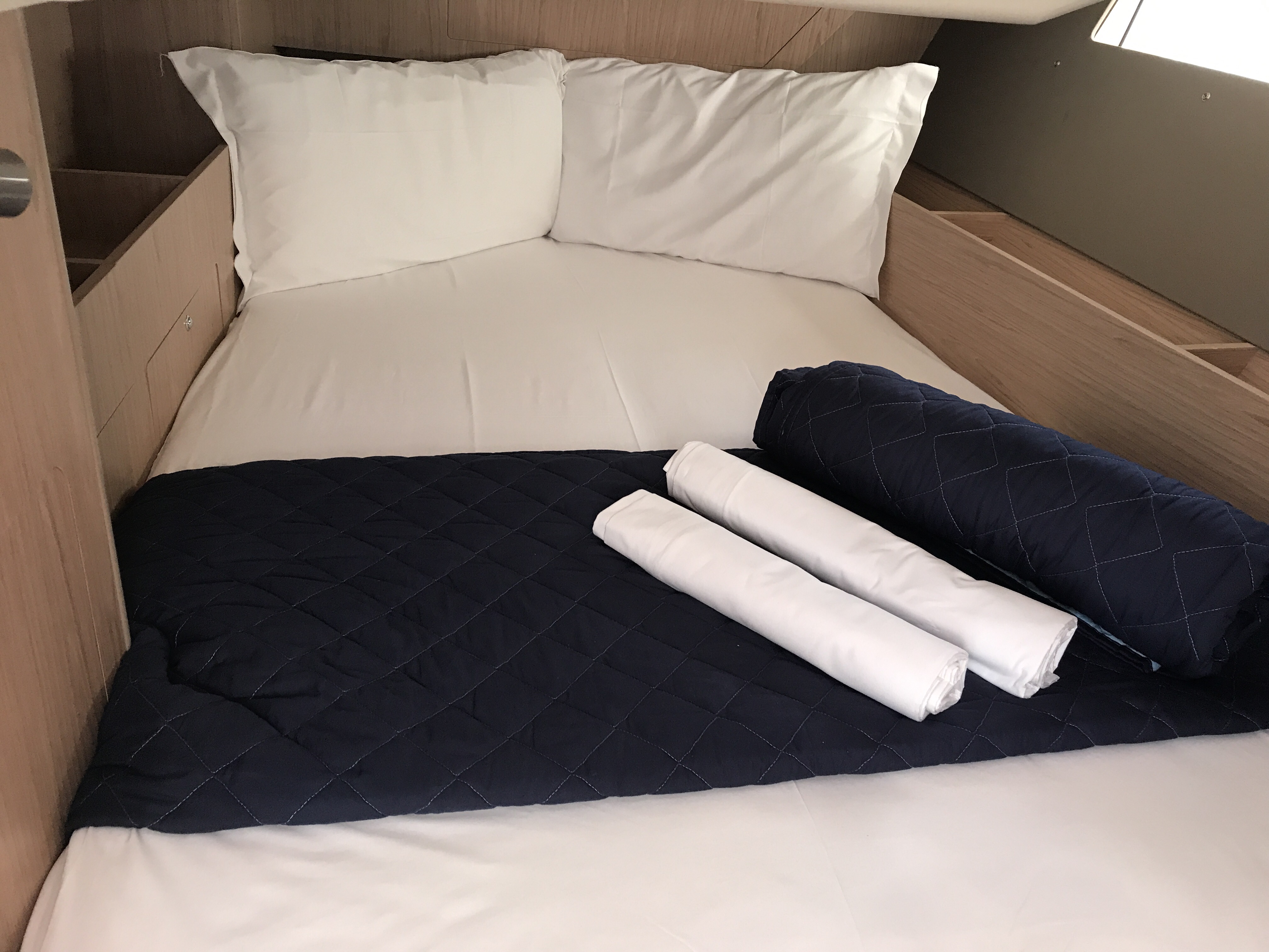 фото Oceanis 41.1 14