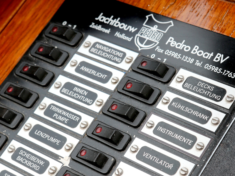 صور Pedro Solano 33 12