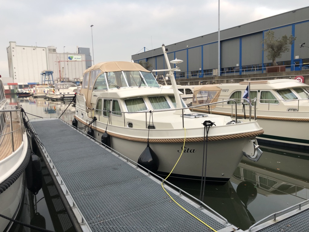 صور Linssen Grand Sturdy 35.0 AC 2