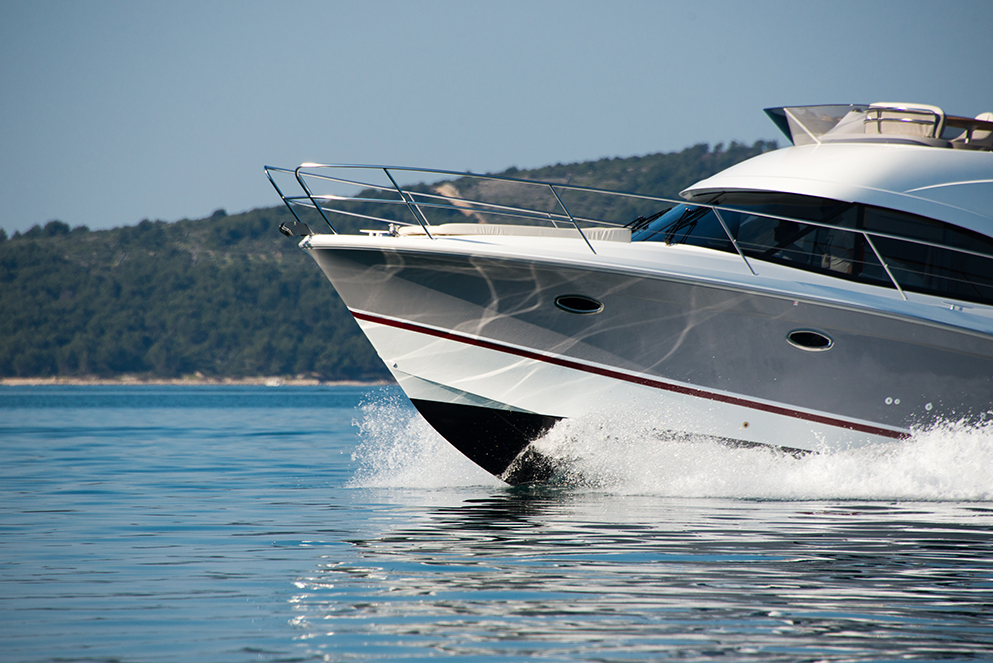 صور Antares 36 14