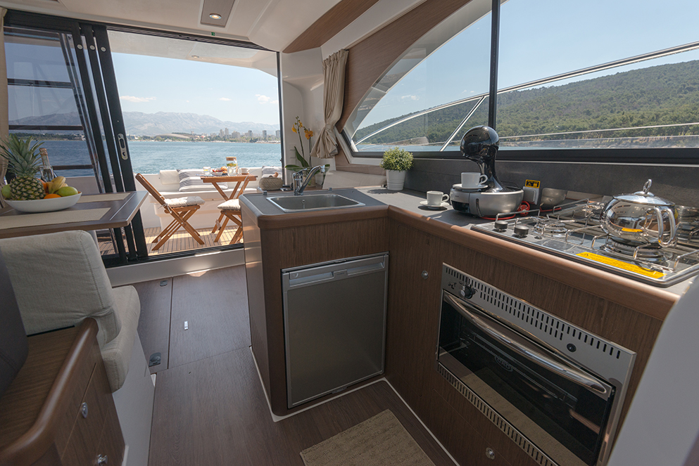 صور Antares 36 24