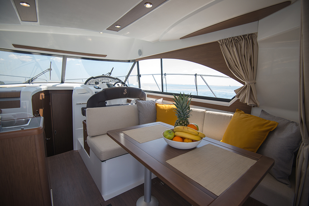 صور Antares 36 30