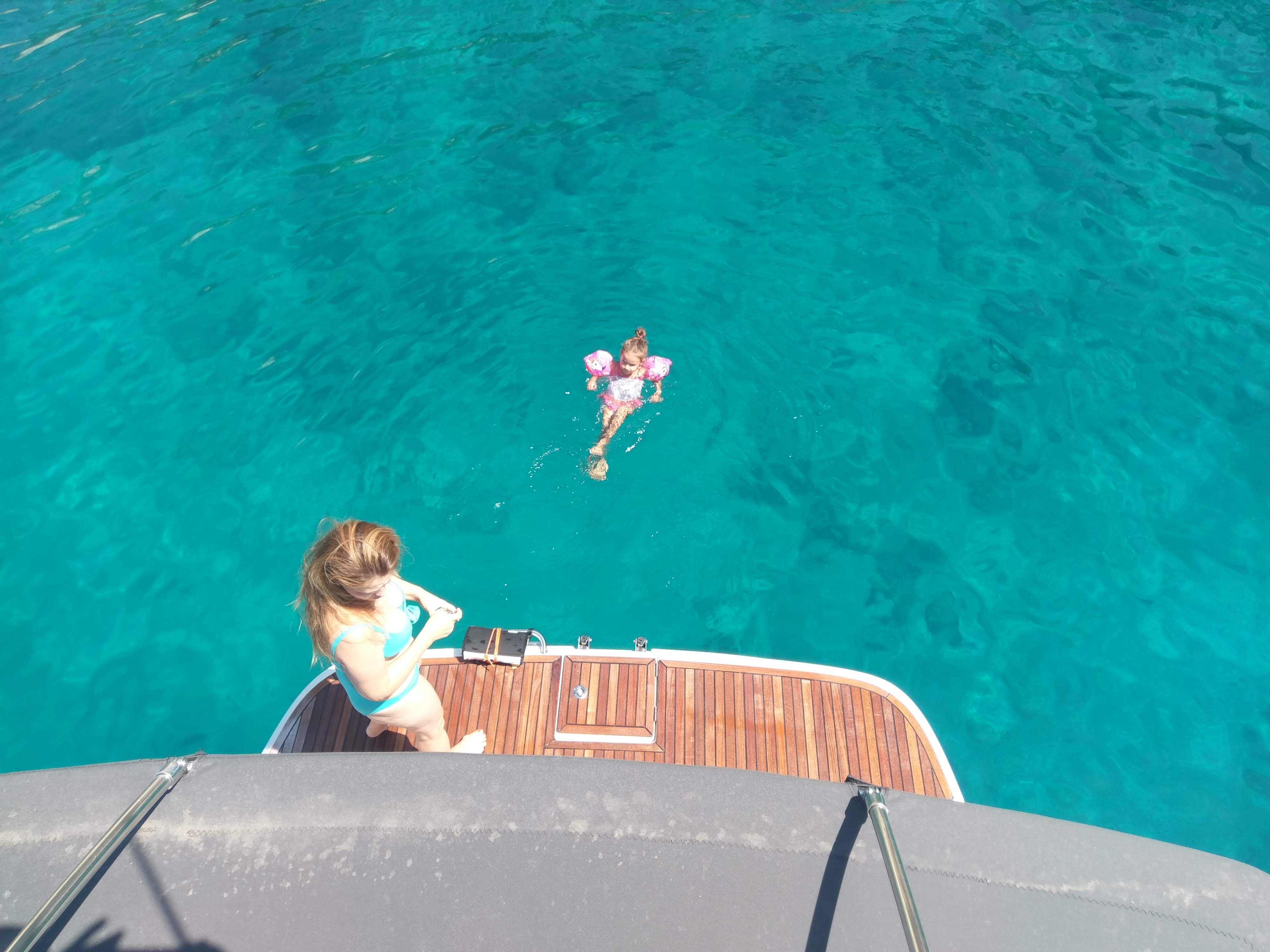 صور Antares 36 35