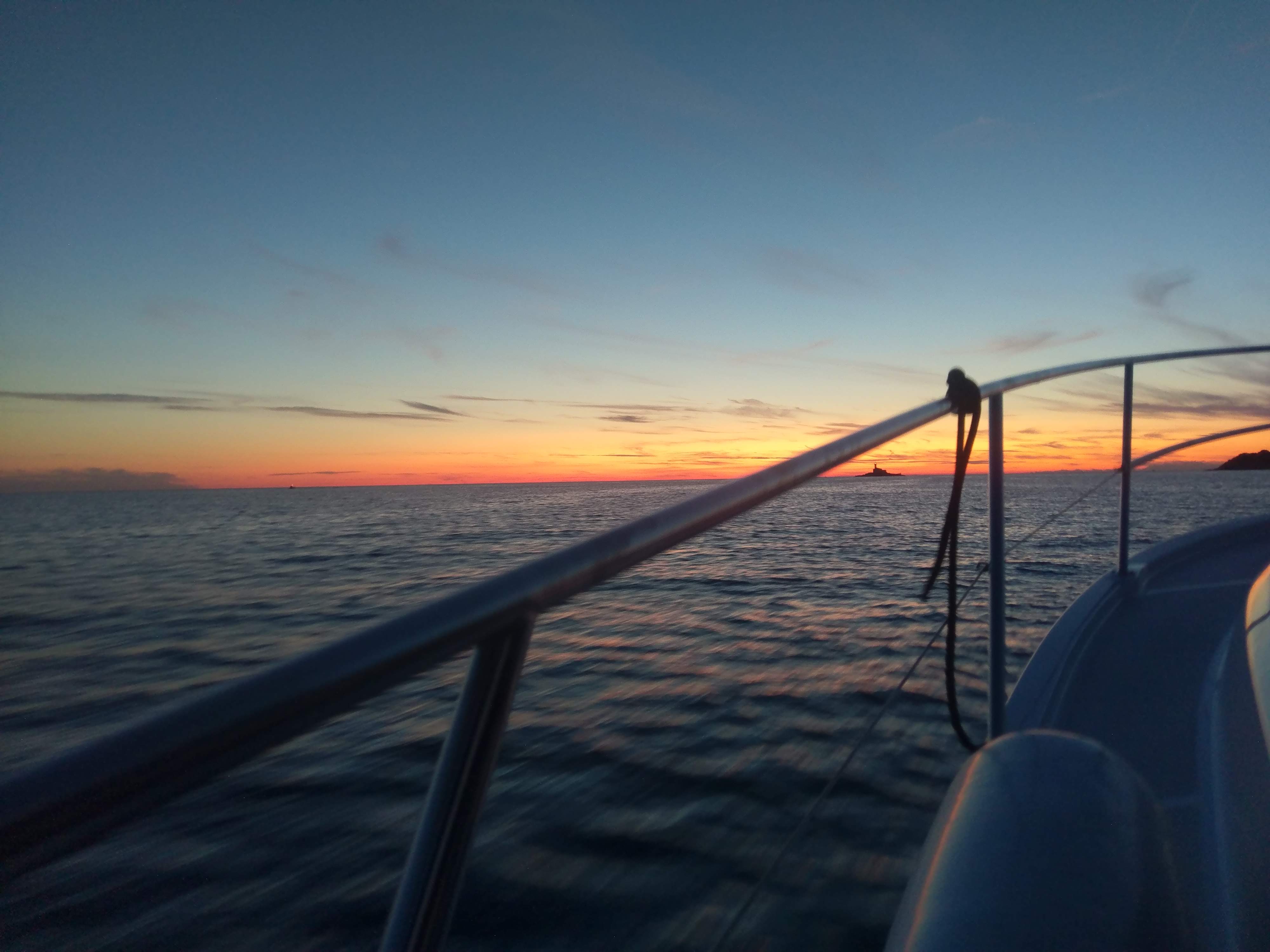 صور Antares 36 44