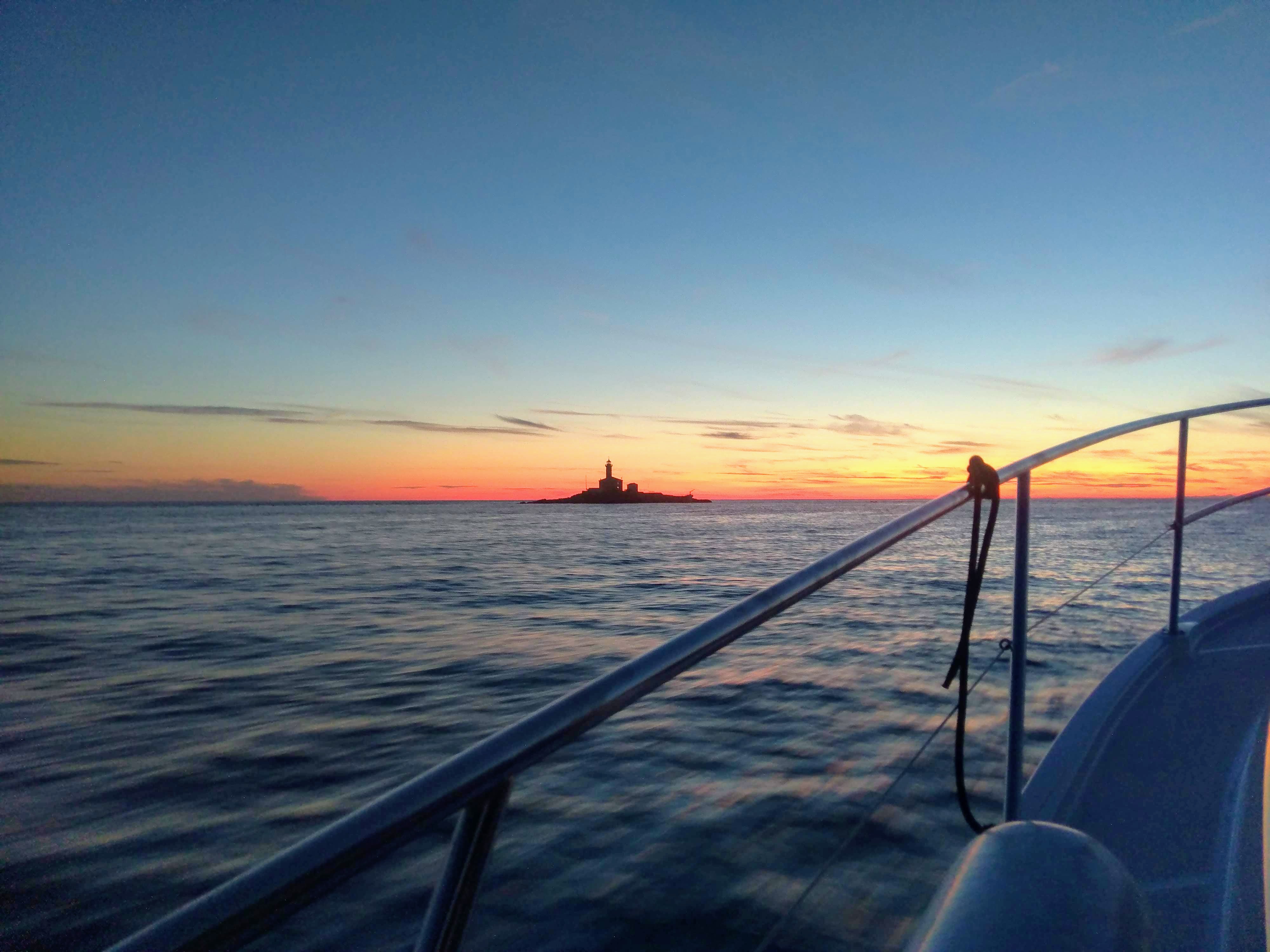 صور Antares 36 46