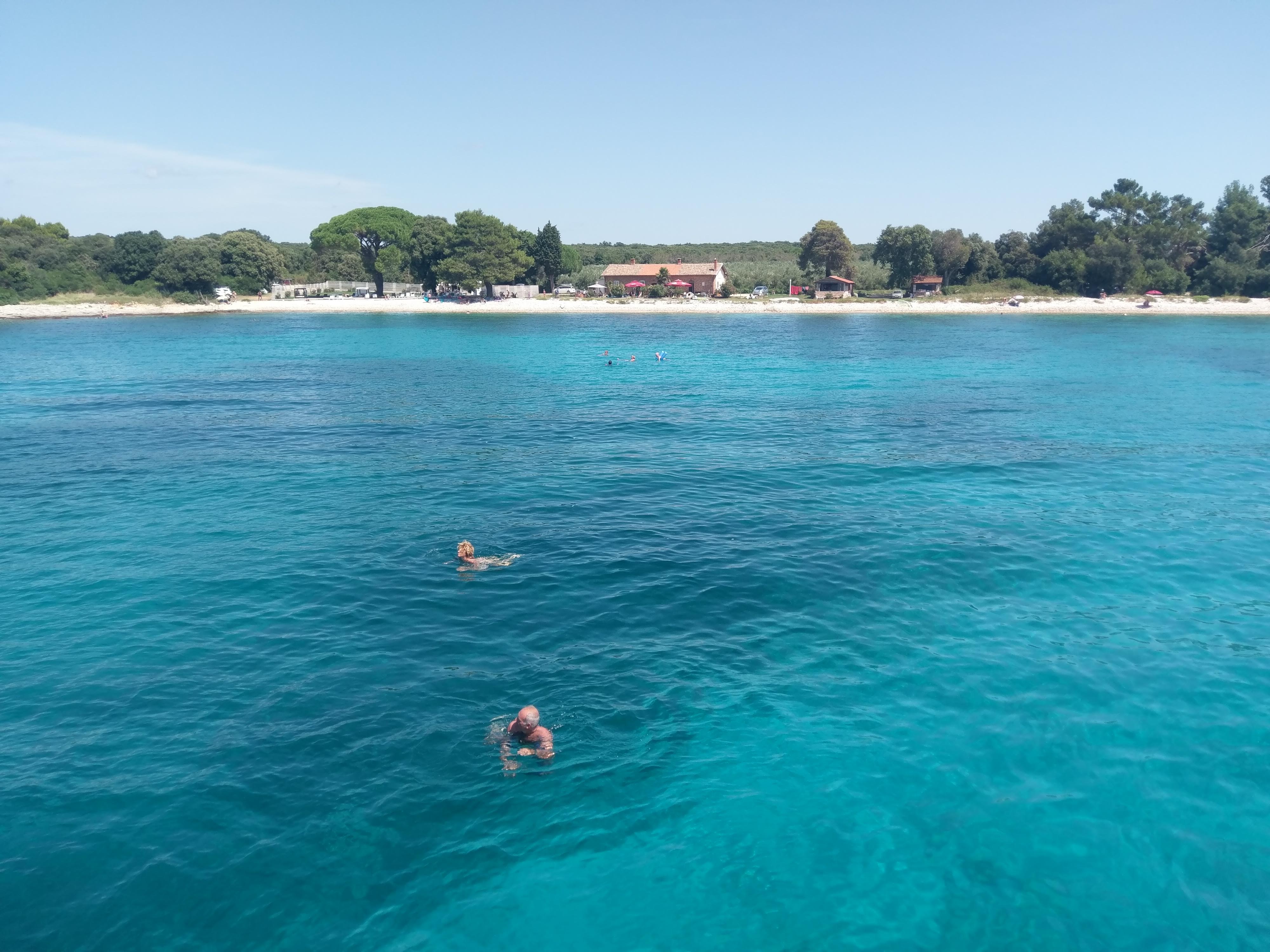 صور Antares 36 47