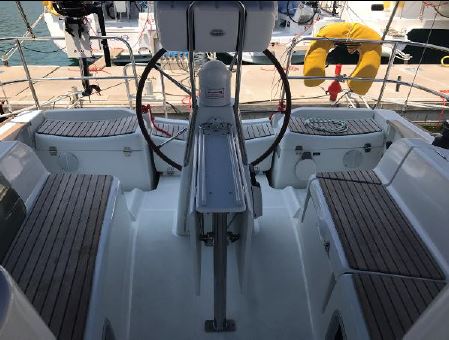 фото Sun Odyssey 36i 5