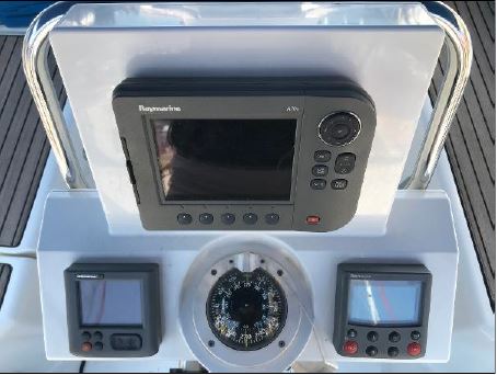 фото Sun Odyssey 33i 3