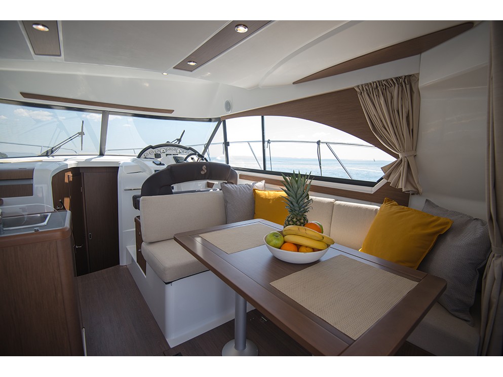 صور Antares 36 52