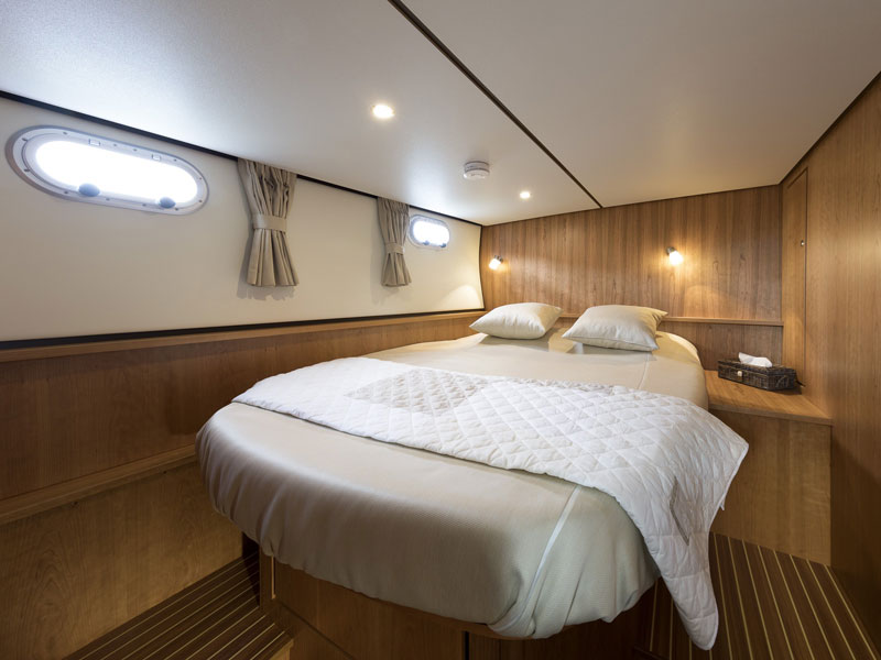 foto Linssen Classic Sturdy 35 AC 9