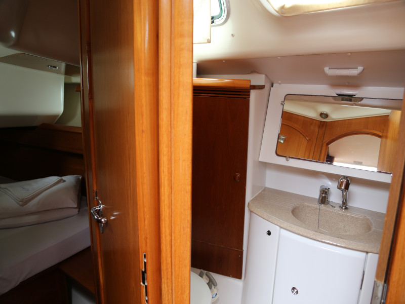 фото Sun Odyssey 45 2
