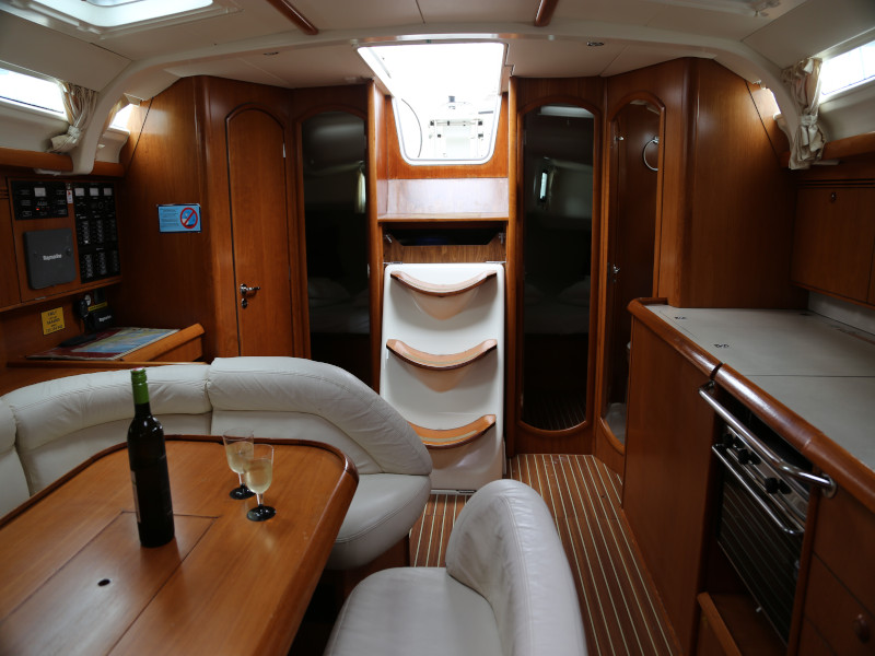 фото Sun Odyssey 45 4
