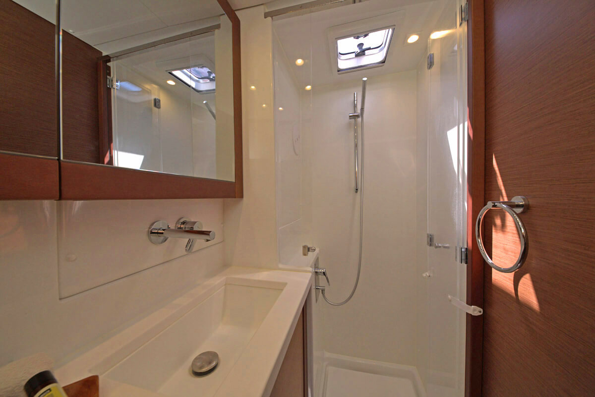 Photo Lagoon 450  Flybridge 8