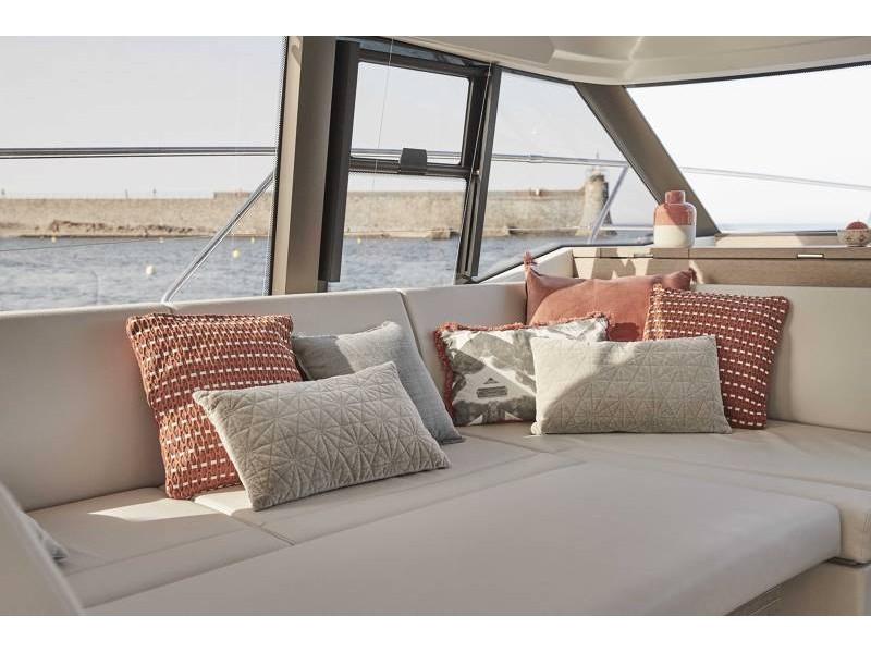 foto Prestige 42 Fly 2