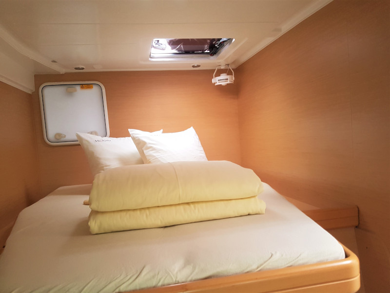 фото Lagoon 421 6