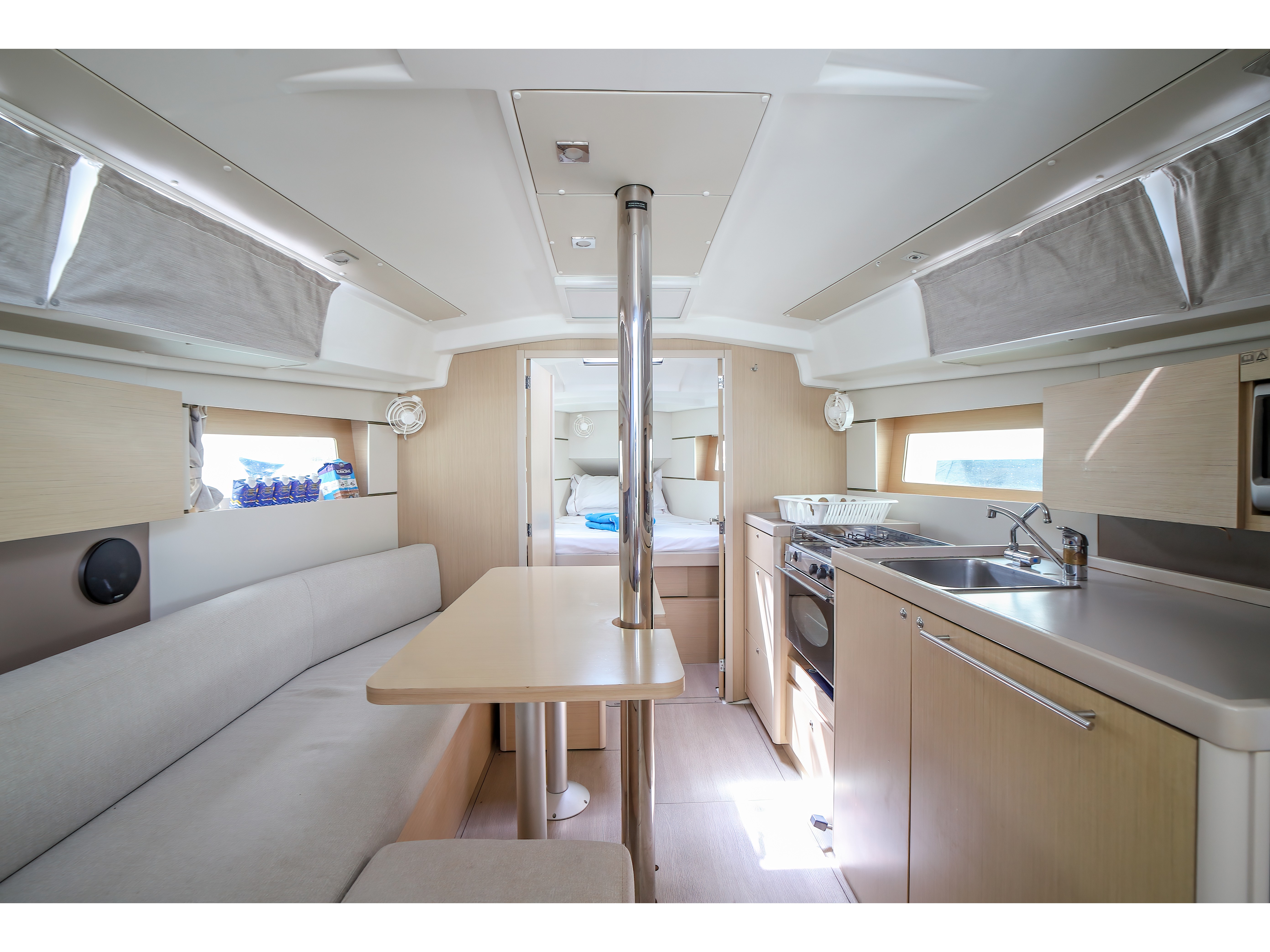 Beneteau  - Il Moro di Lamezia - Standard line - Interior image - Italy, Marina di Olbia