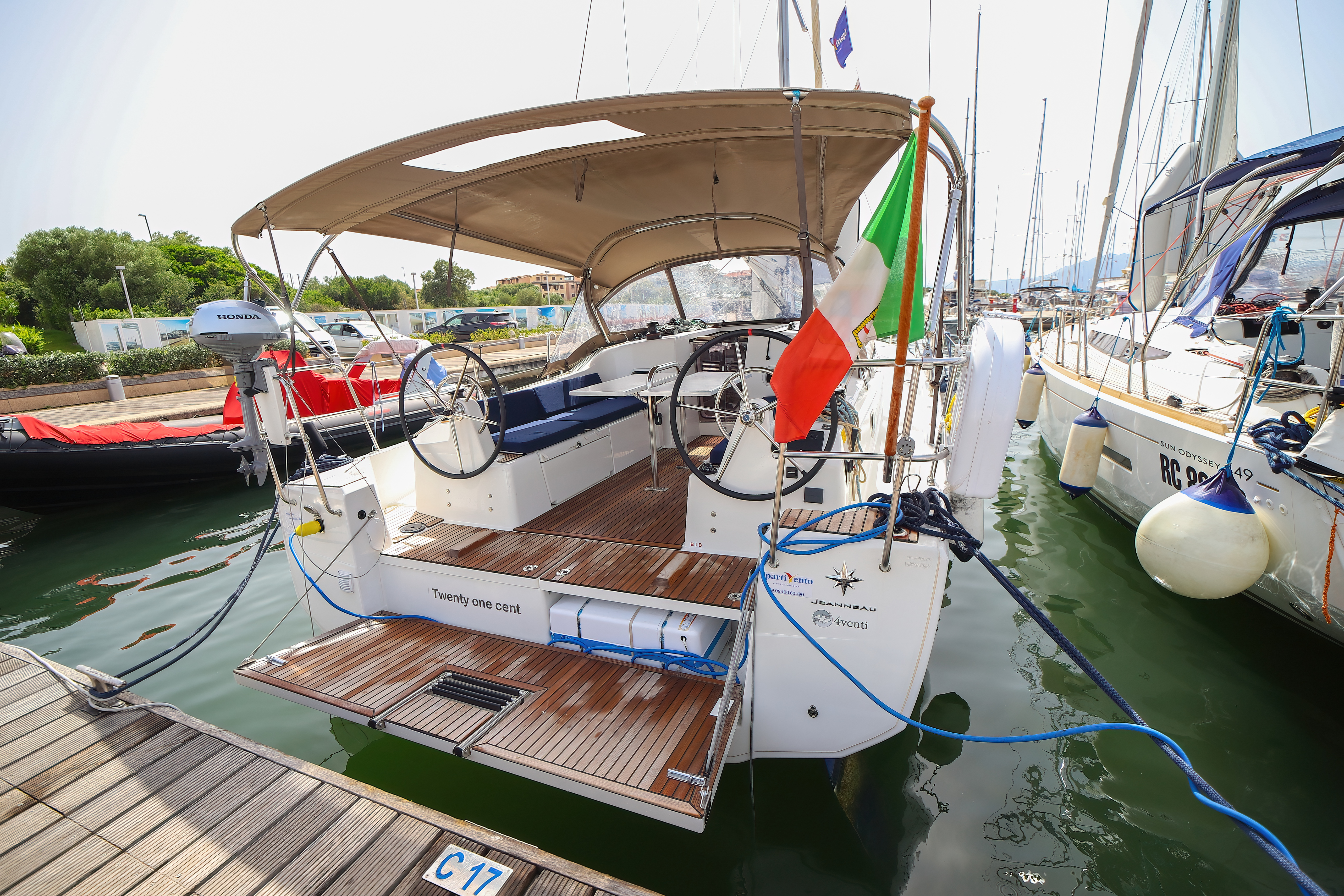 Sun Odyssey  - Twenty-One Cent - Comfort line -  - Italien, Marina di Olbia