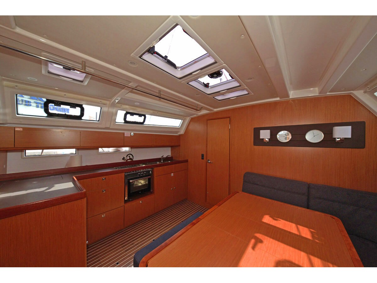 foto Bavaria Cruiser 46 15