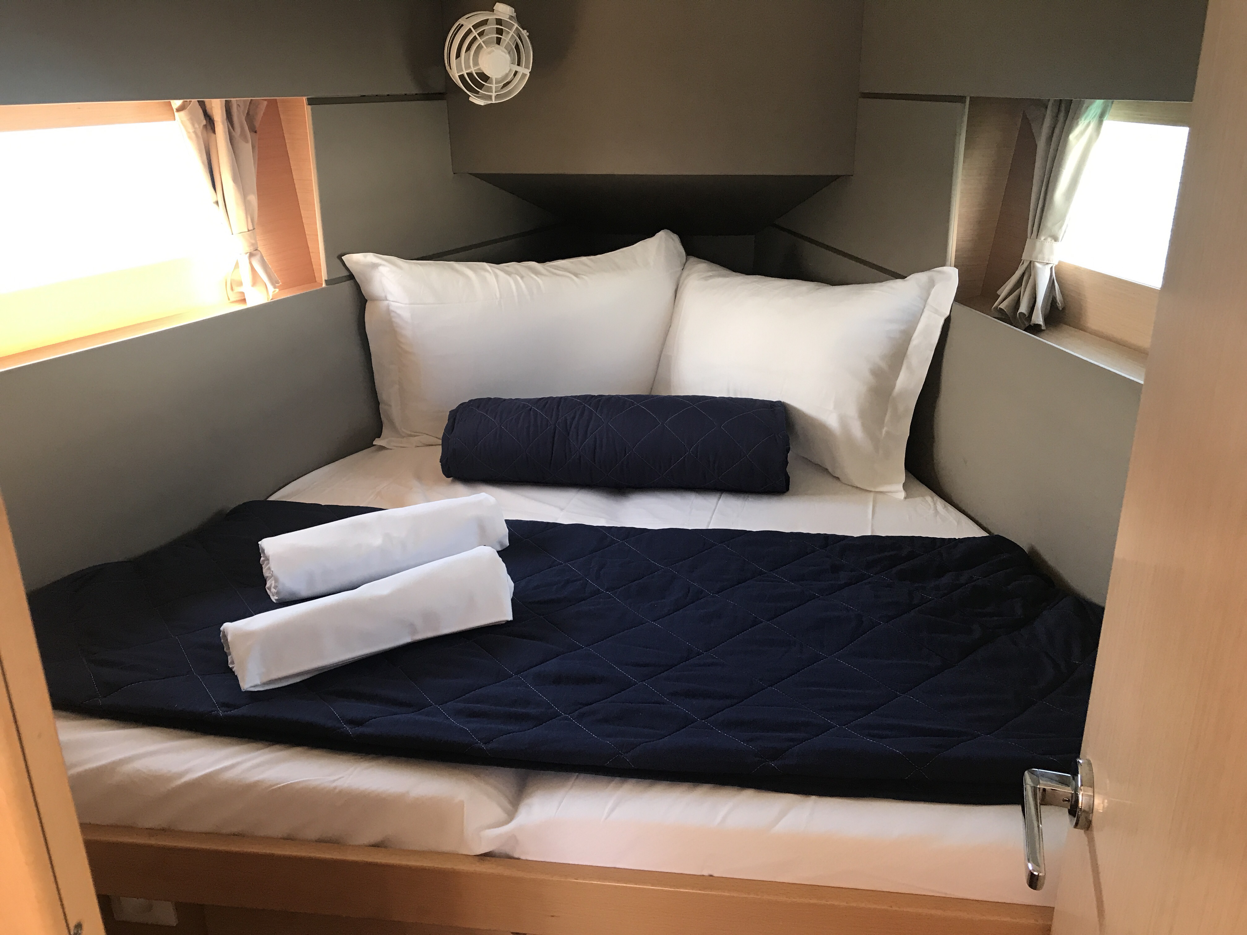 foto Oceanis 35.1 12