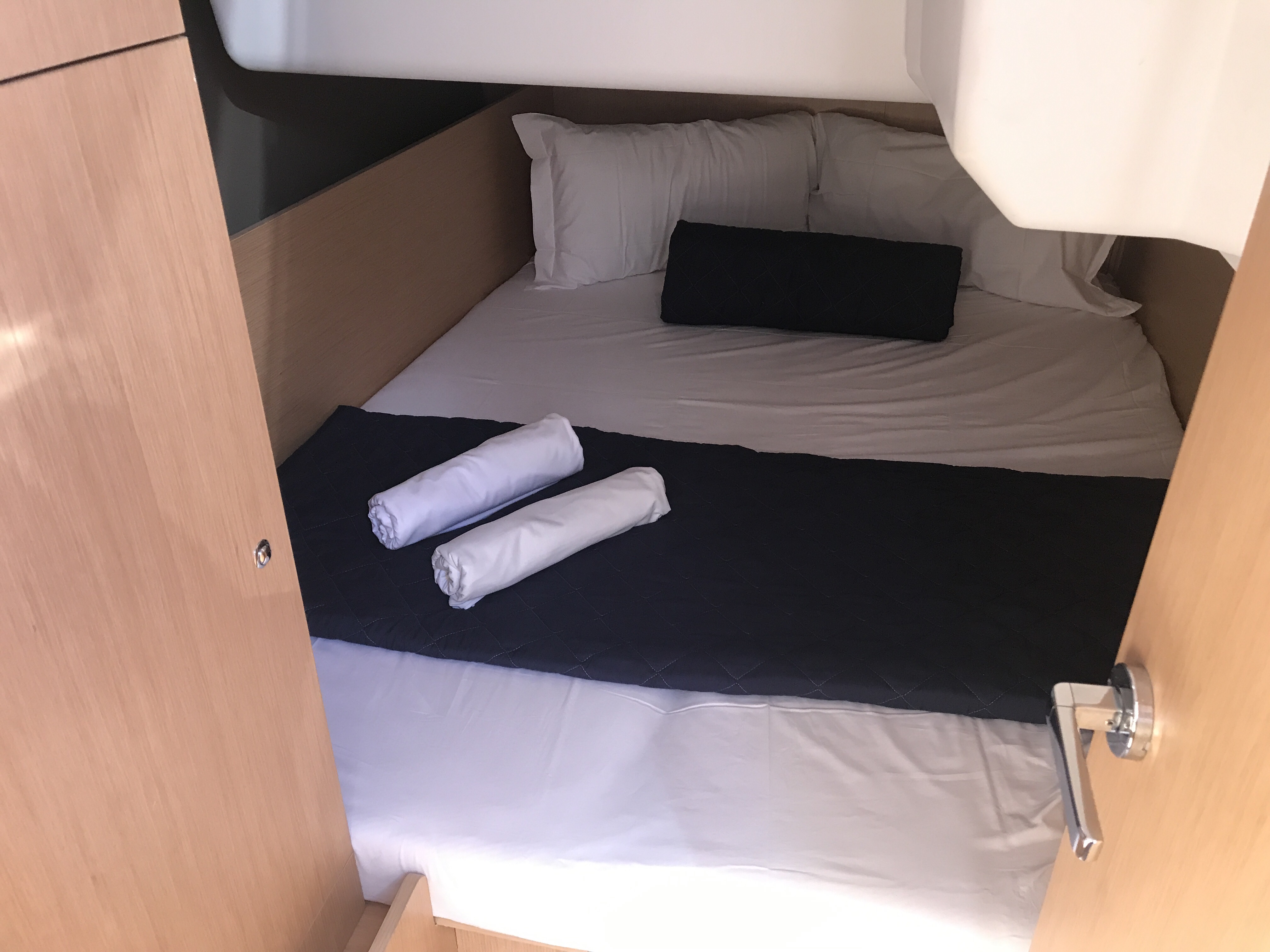 foto Oceanis 35.1 13