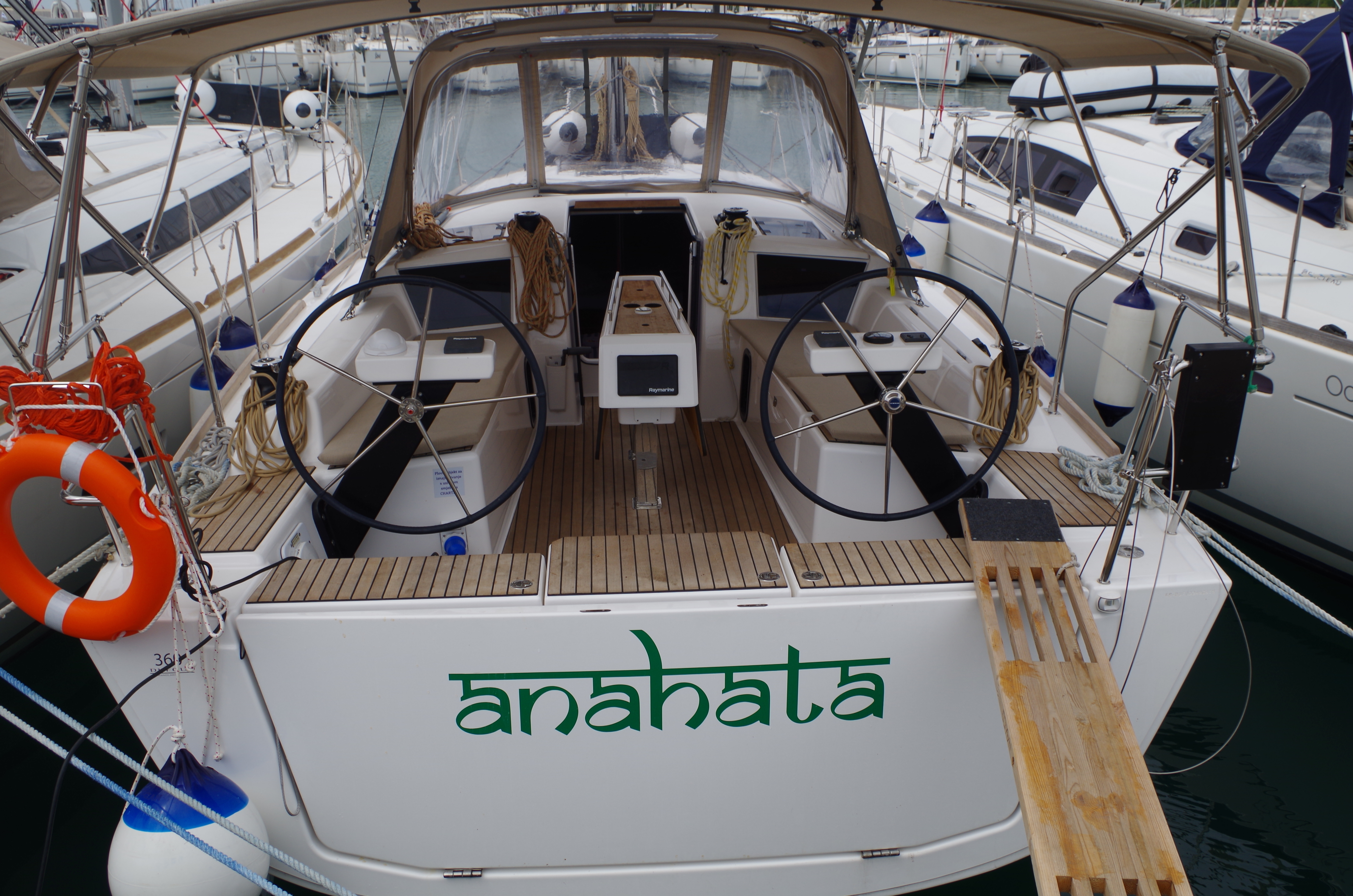 фото Dufour 360 Grand Large 19