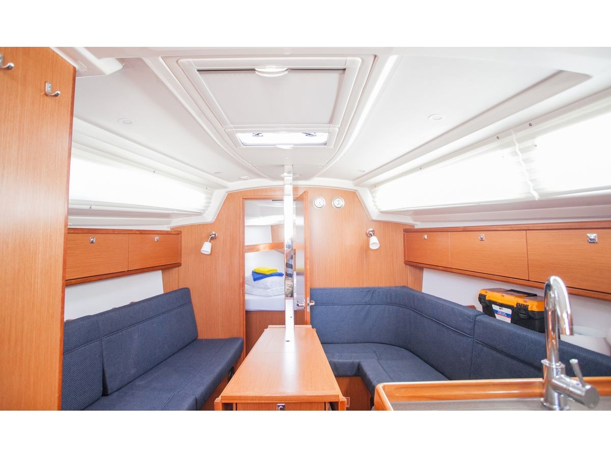 照片 Bavaria Cruiser 34 13