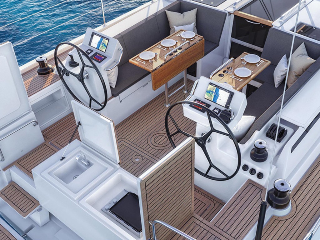 صور Bavaria C45 9