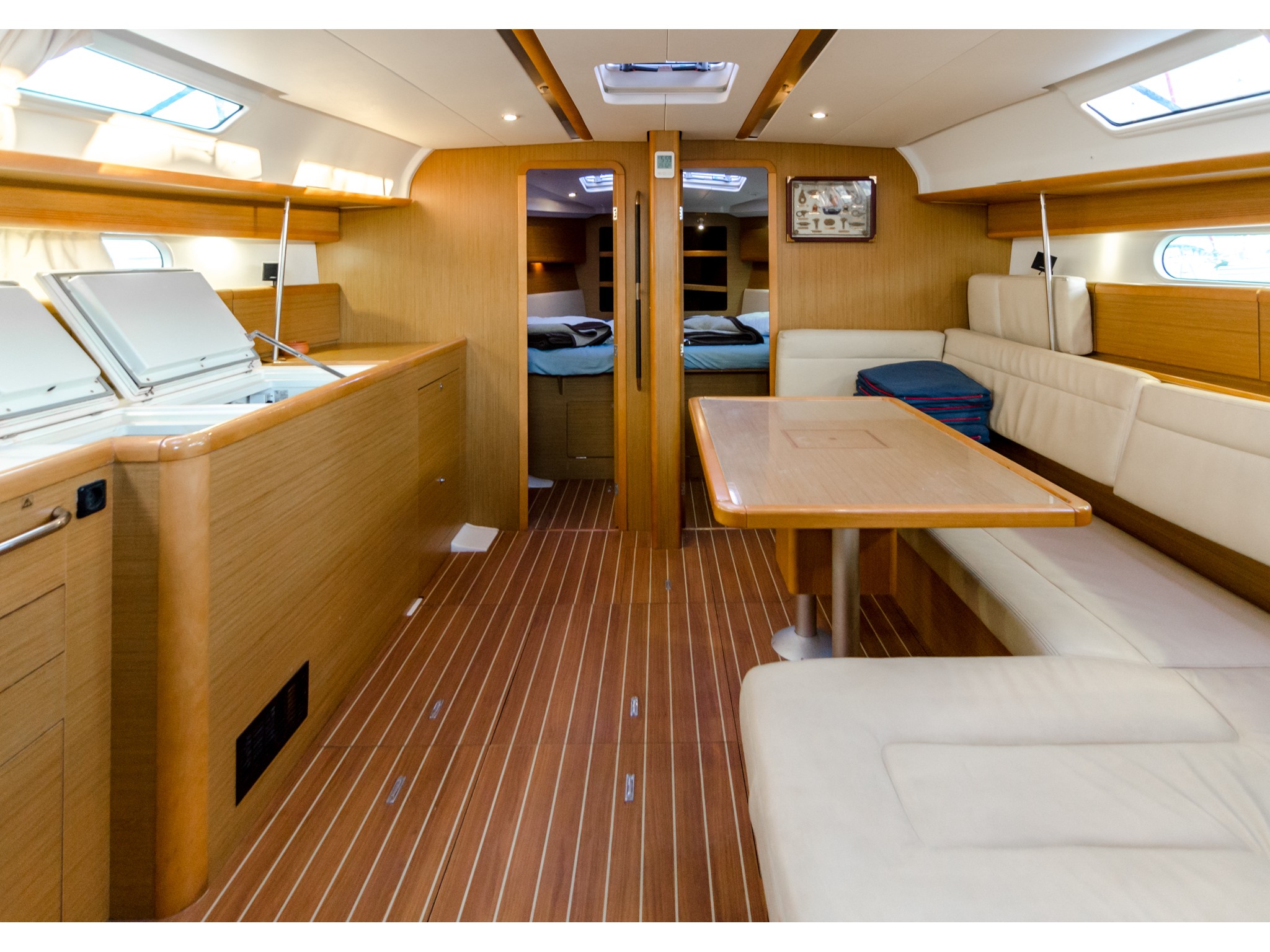 S/Y - Sun Odyssey 44 i - 4 Cabins - Built 2010