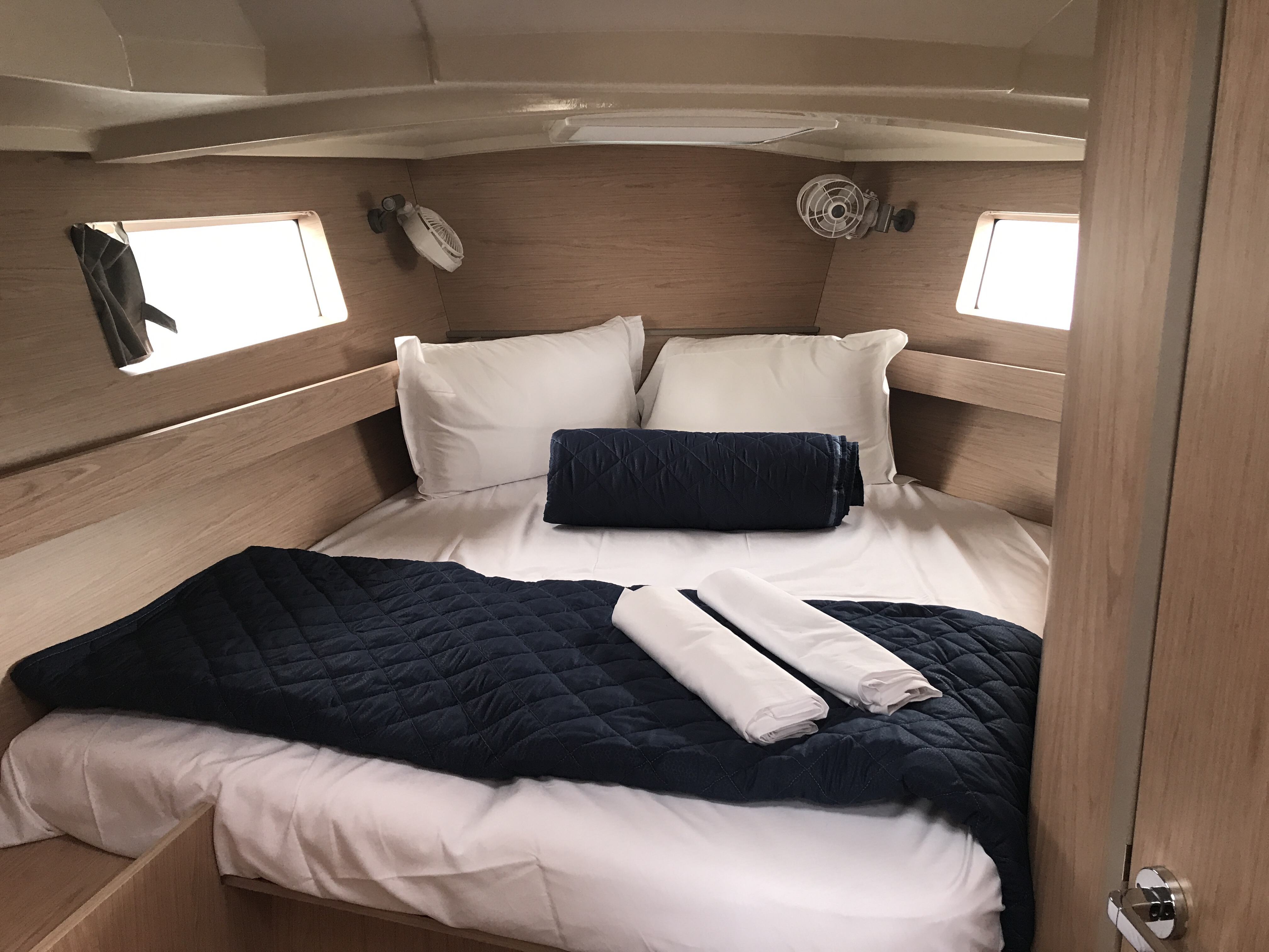 фото Oceanis 41.1 15