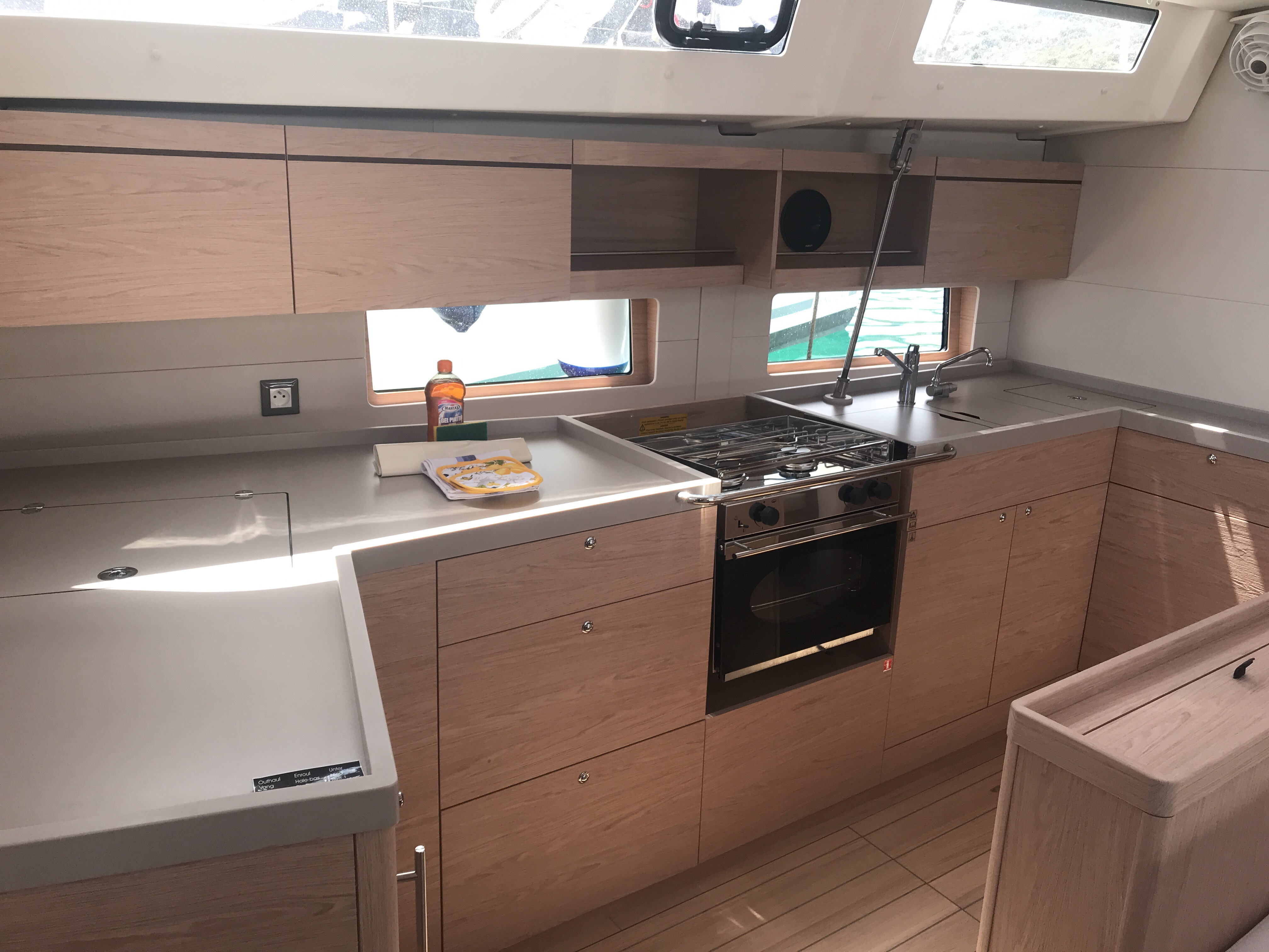 фото Oceanis 46.1 13