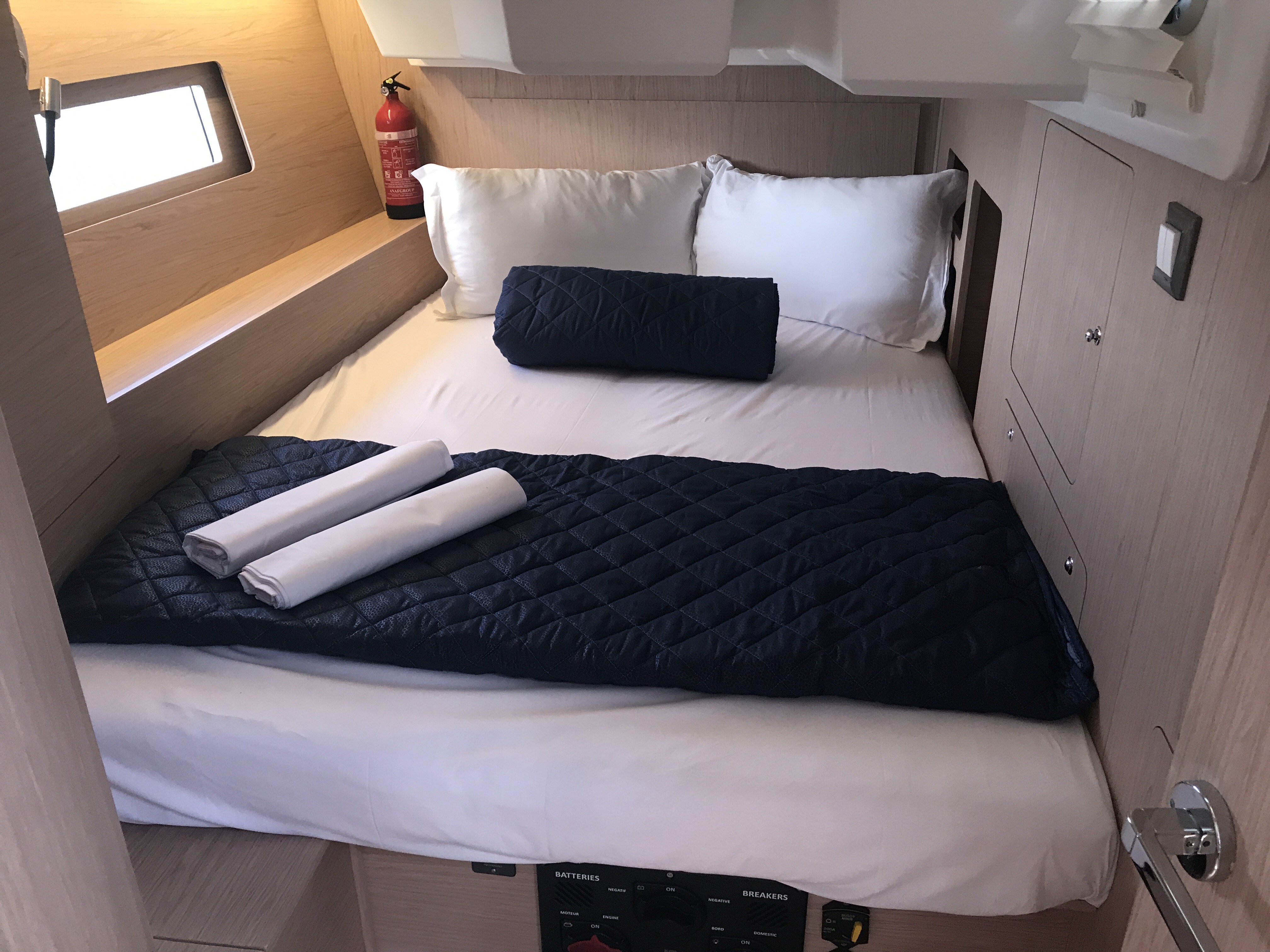 фото Oceanis 46.1 17