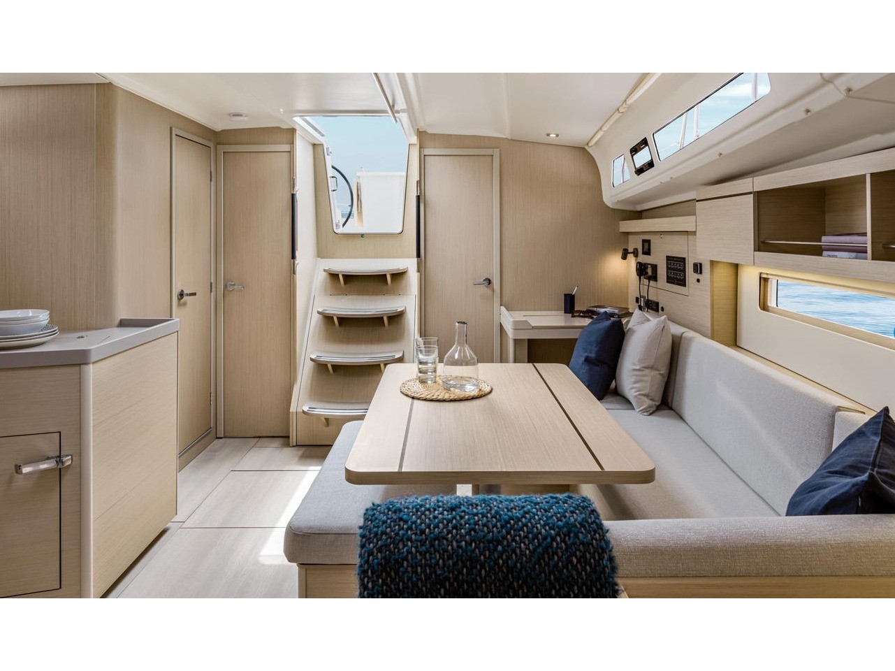 Beneteau  - Hermes - Comfort line - Interior image - Italien, Marina di Olbia