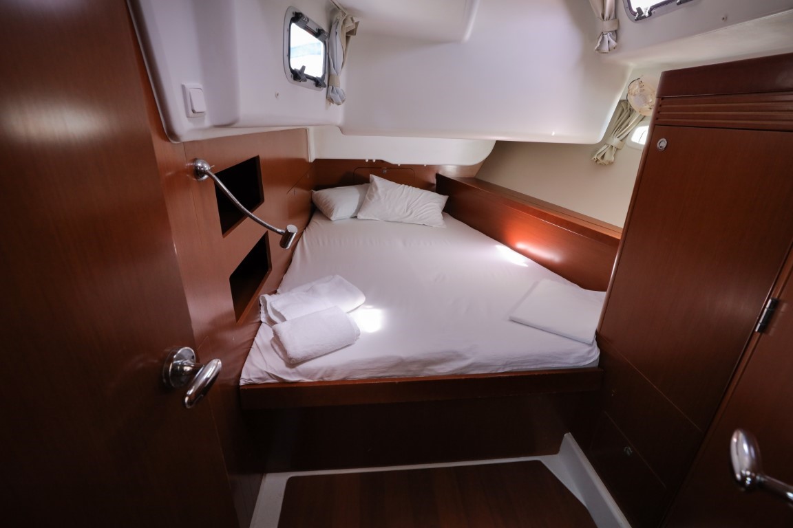 foto Oceanis 50 Family 10