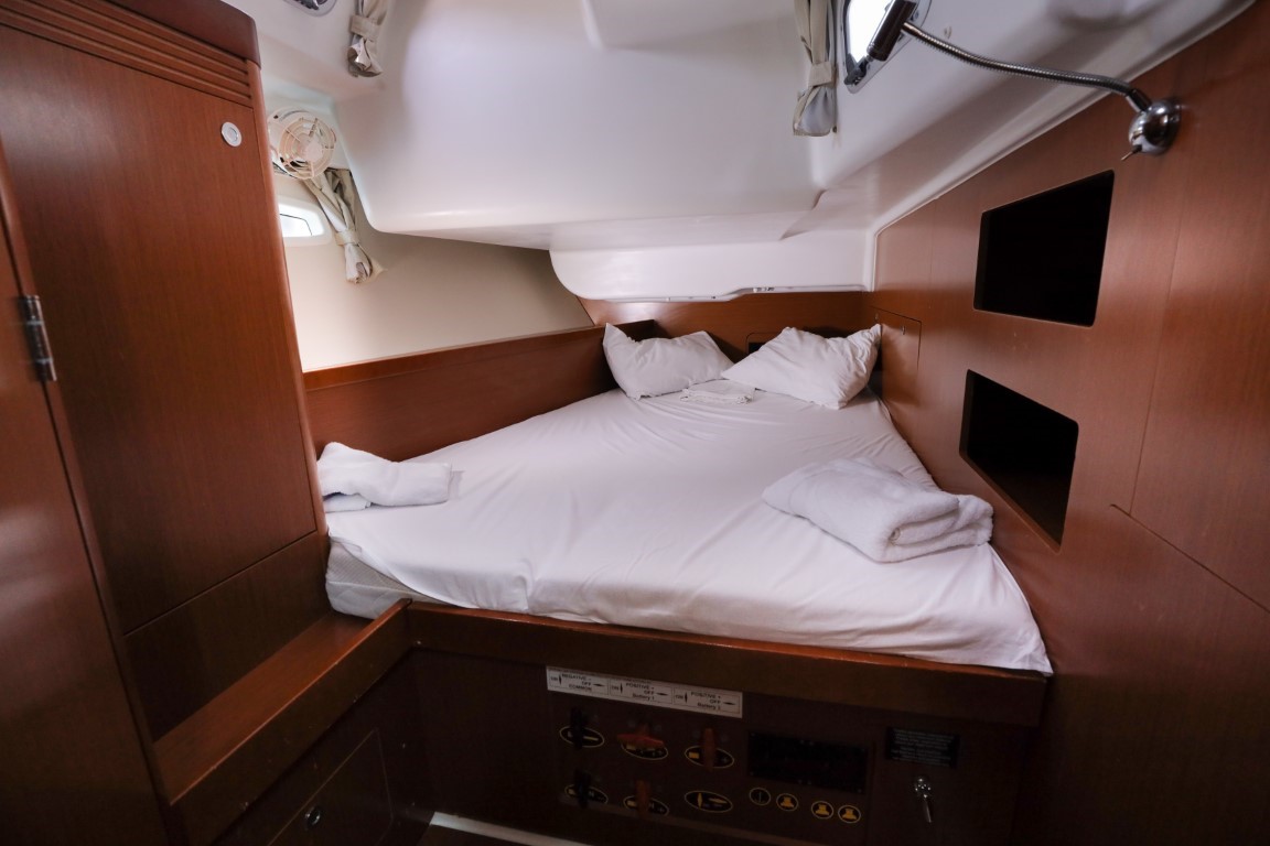 foto Oceanis 50 Family 11