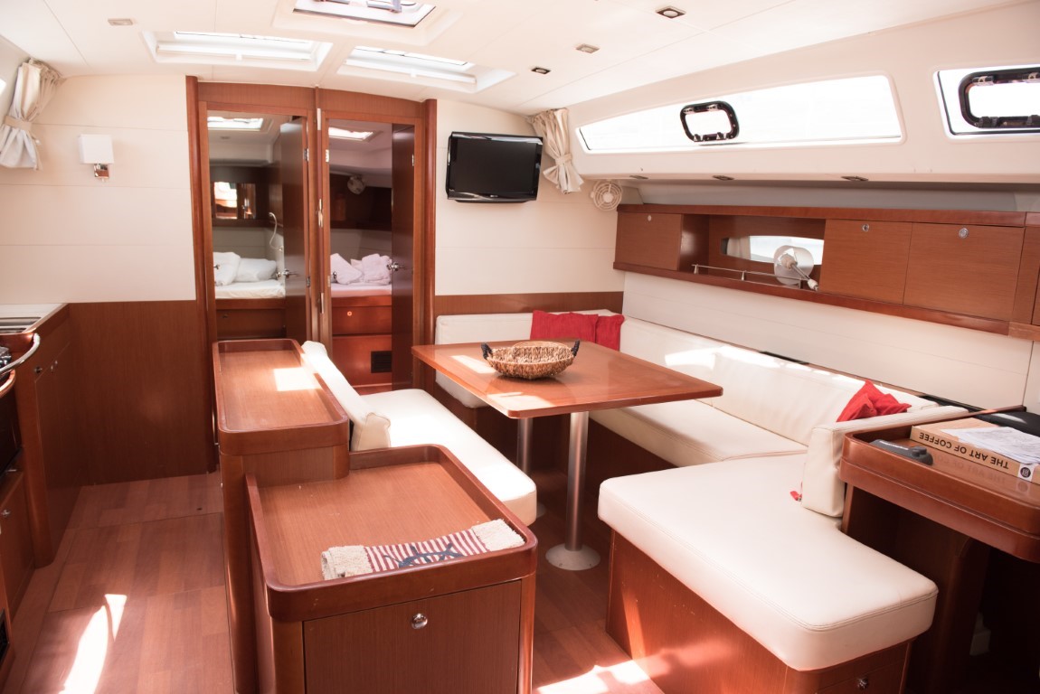 foto Oceanis 50 Family 12