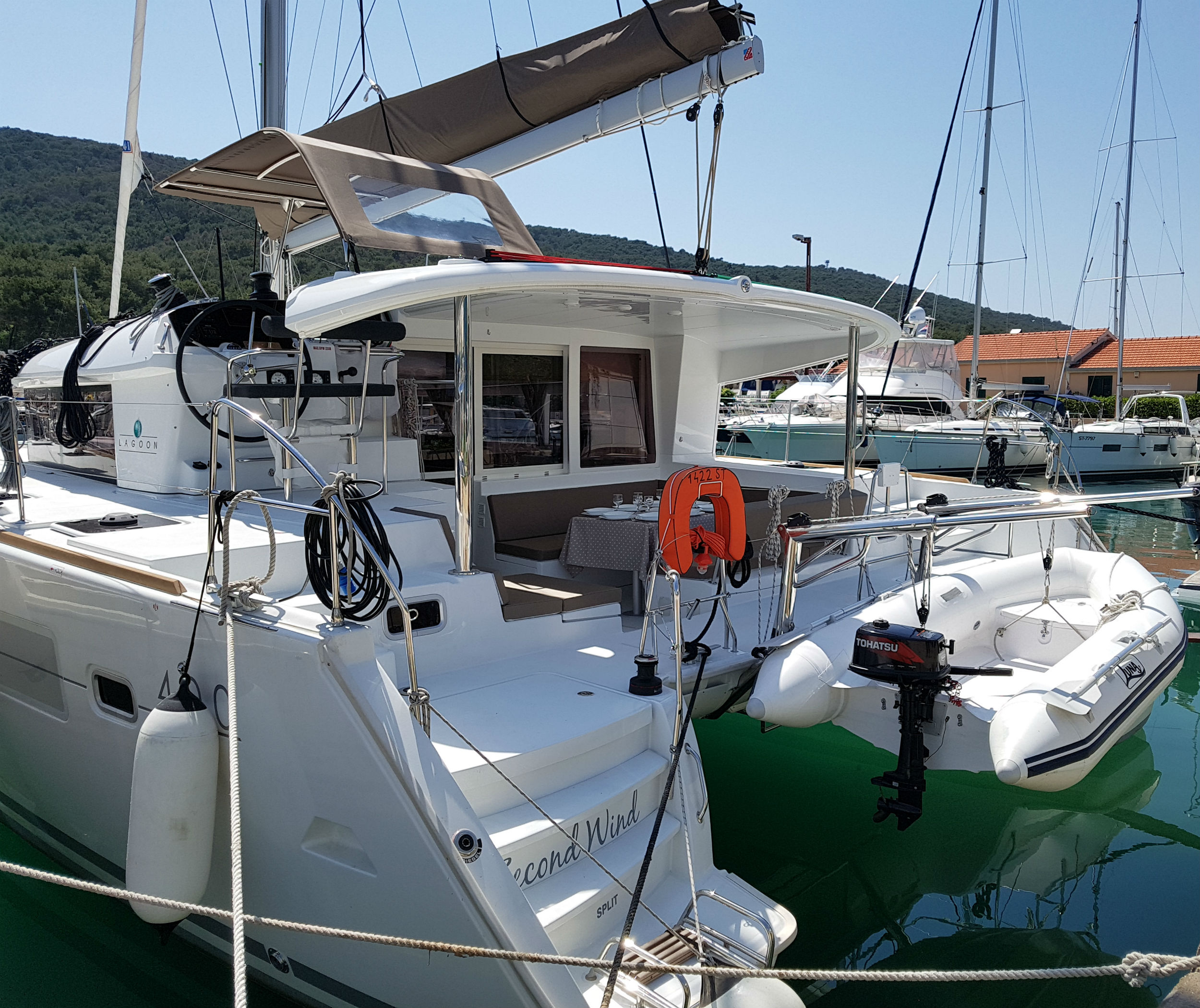 foto Lagoon 400 S2 6