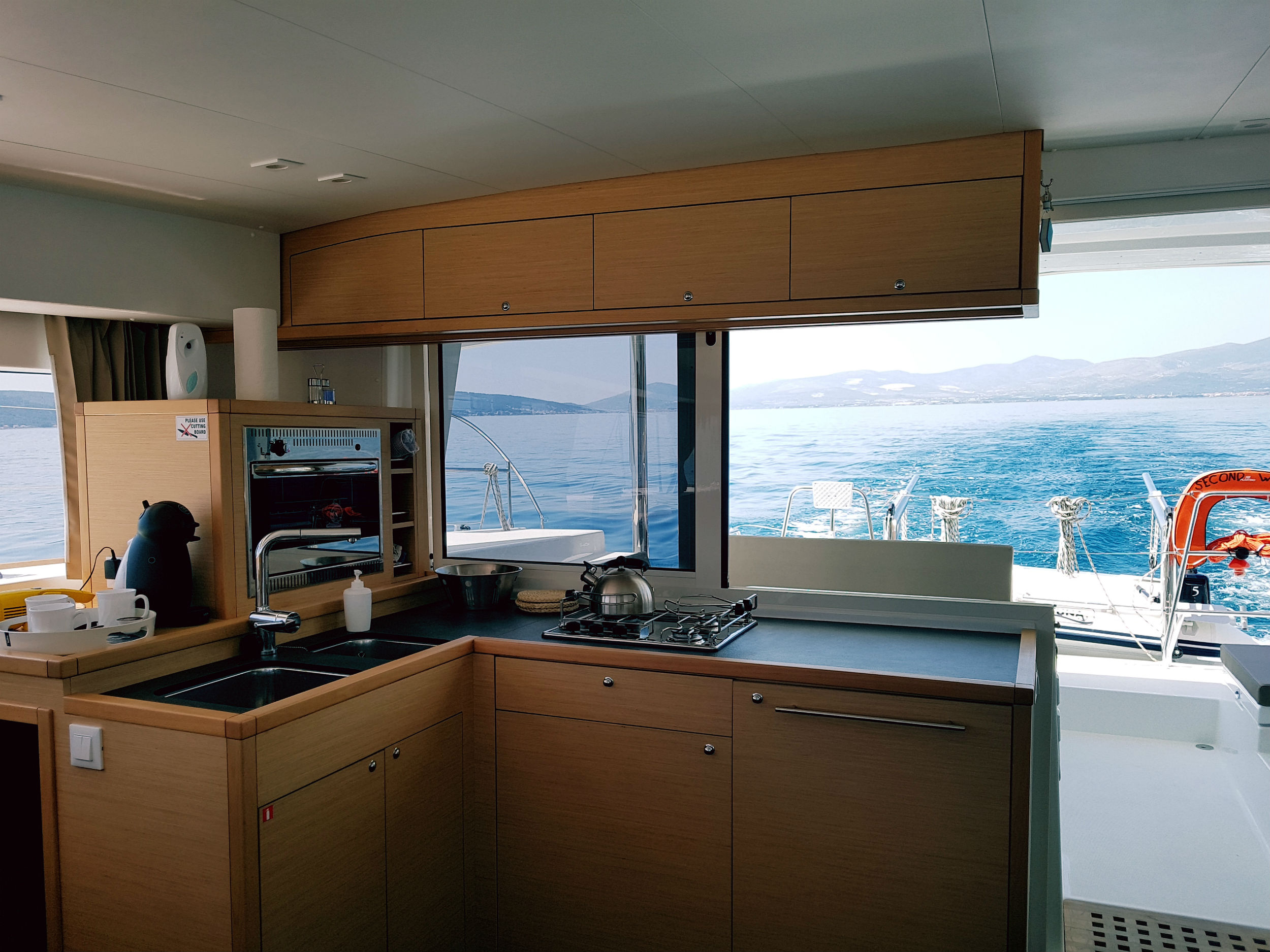 foto Lagoon 400 S2 11