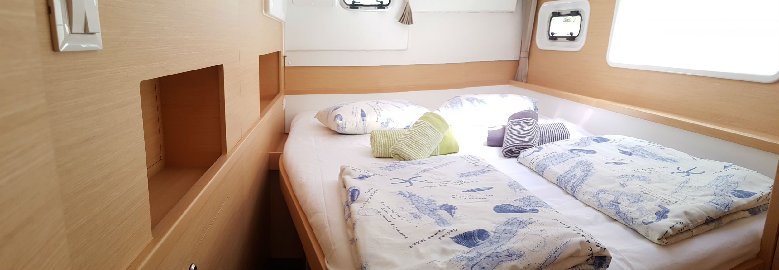 foto Lagoon 400 S2 16