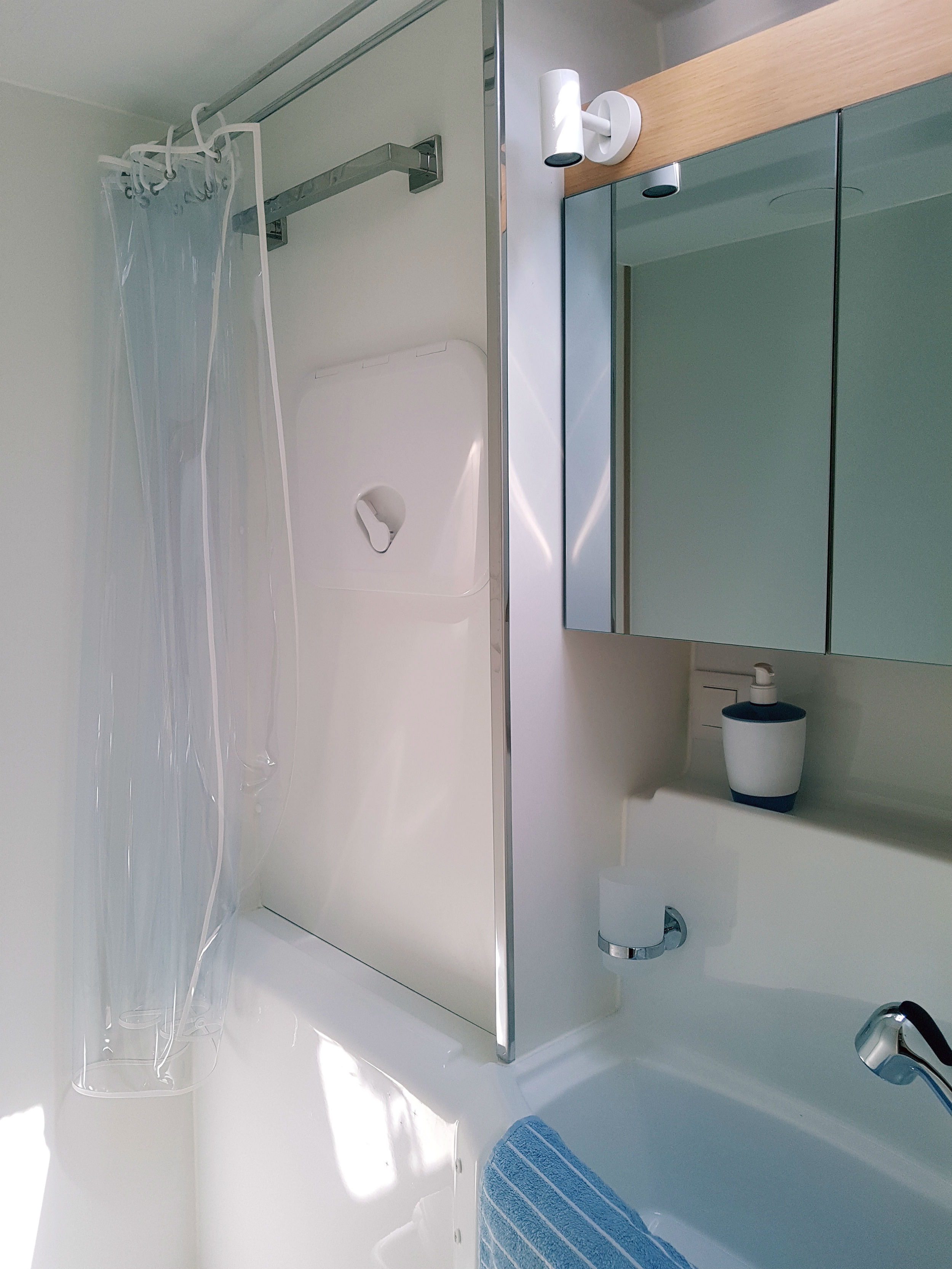 foto Lagoon 400 S2 17