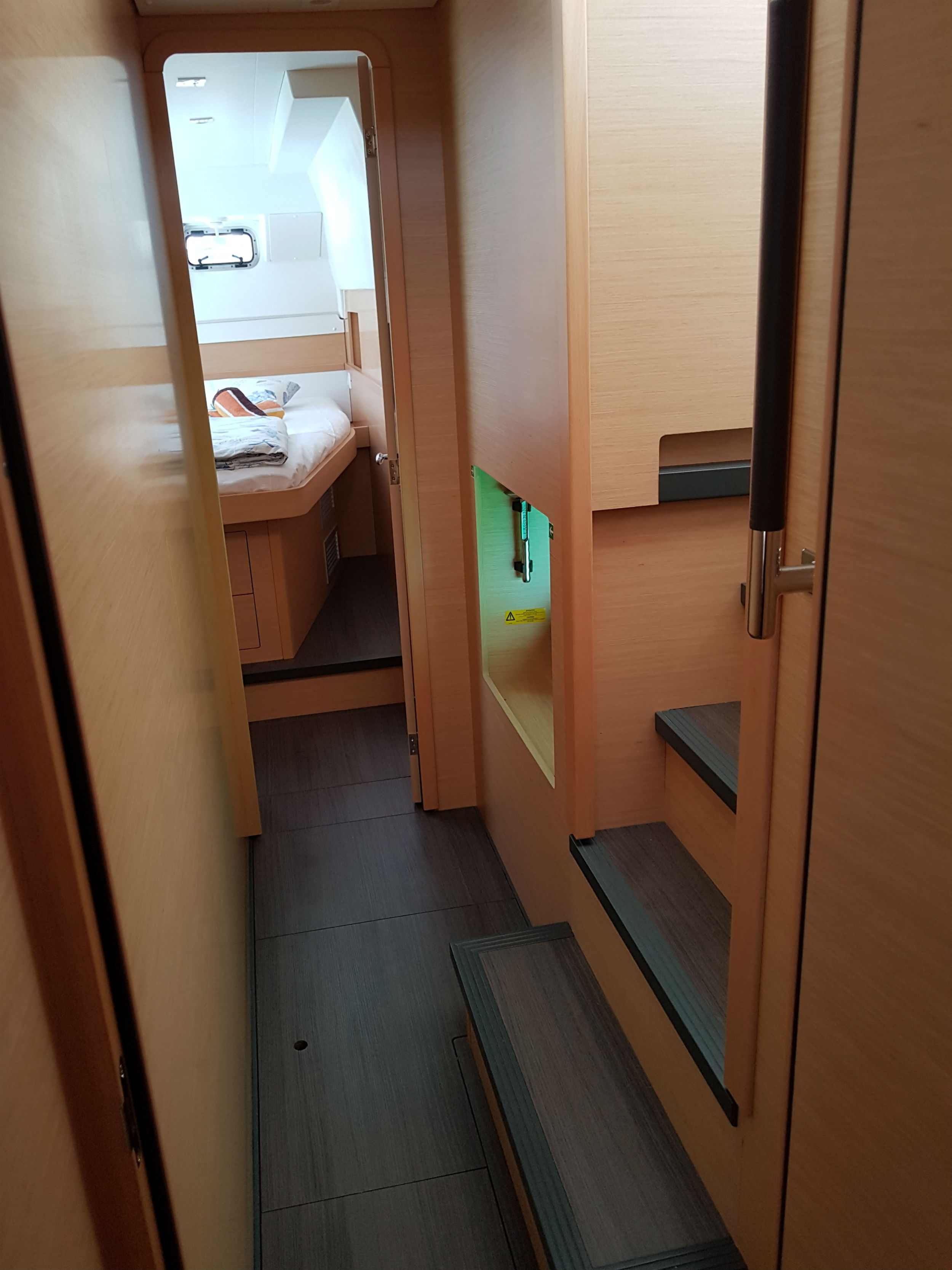 foto Lagoon 400 S2 19