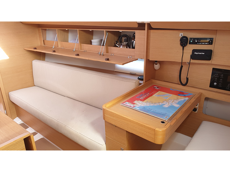 صور Dufour 360 Grand Large 6