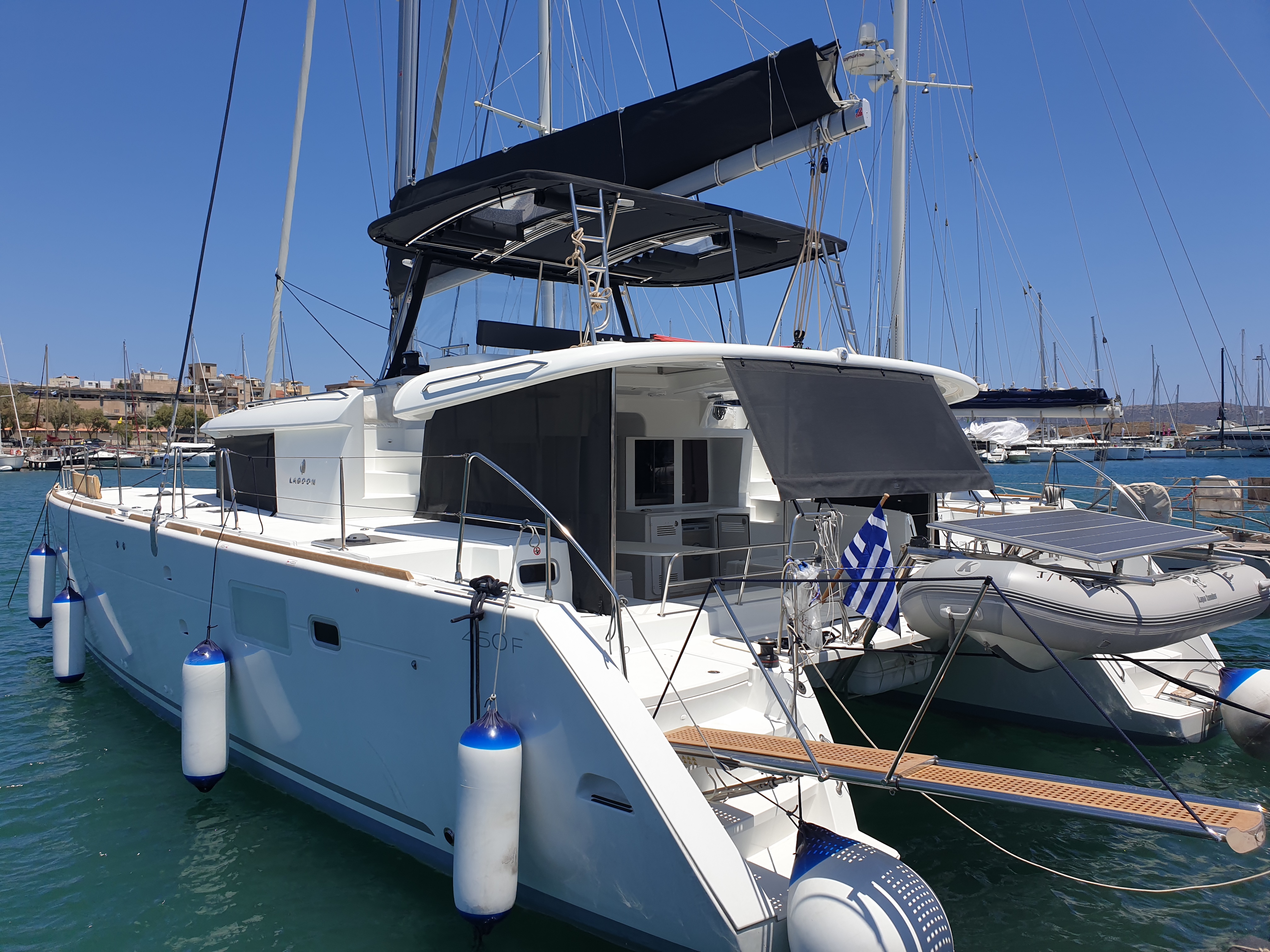 Lagoon 450 F