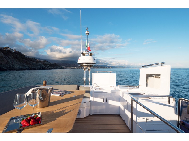 照片 Sessa Fly 54 3