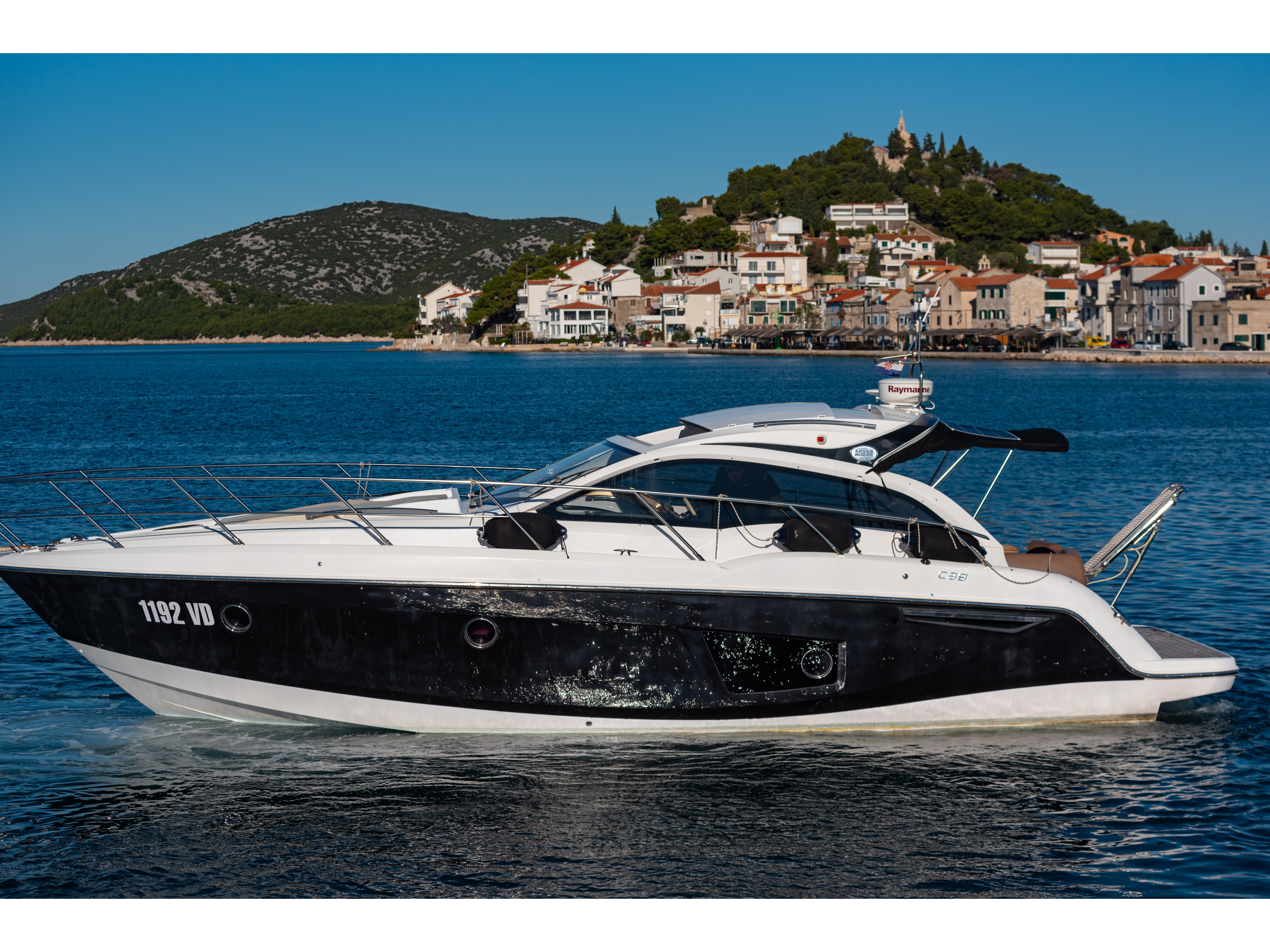 - Sessa C38 - 2 Cabins - Built 2011