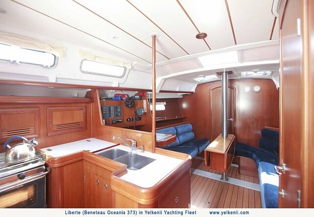 照片 Oceanis 373 9