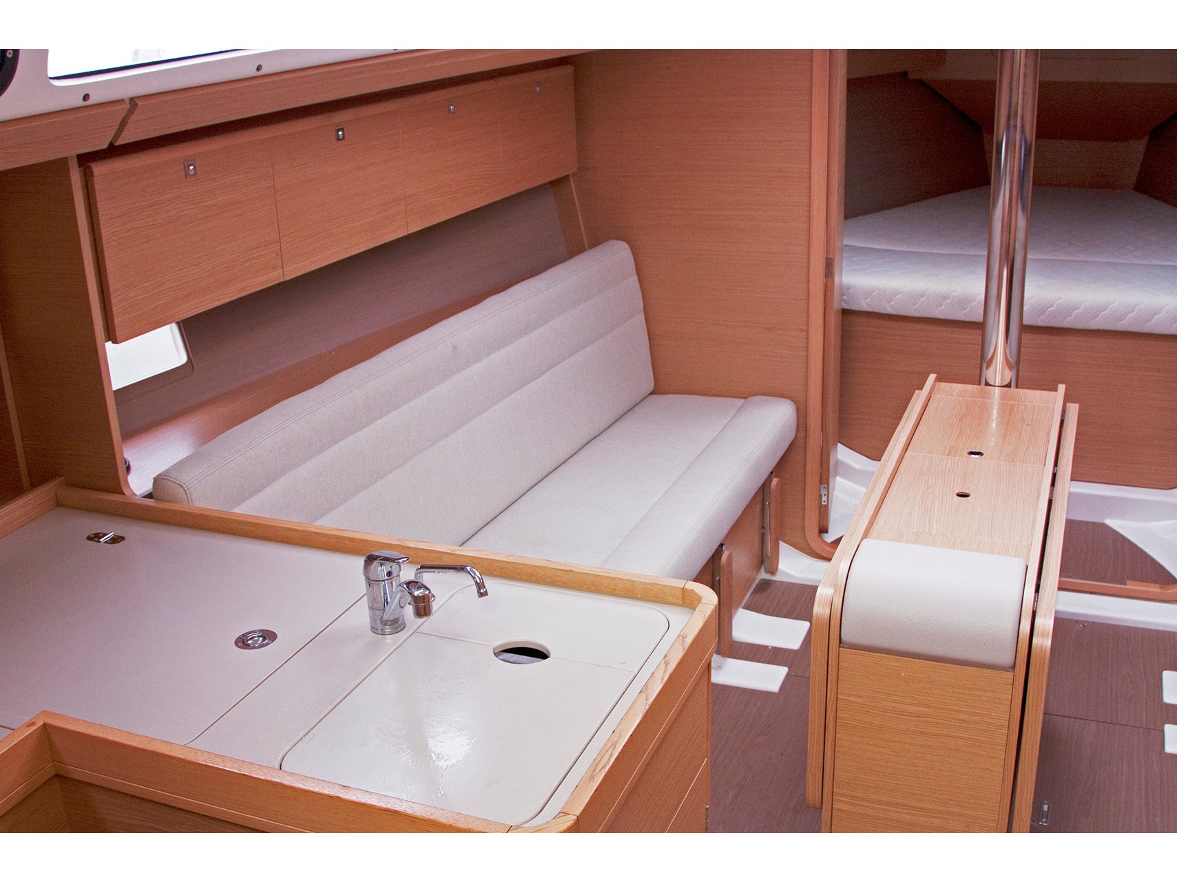 Interior image Alcyone / Dufour 350 Grand Large[G]