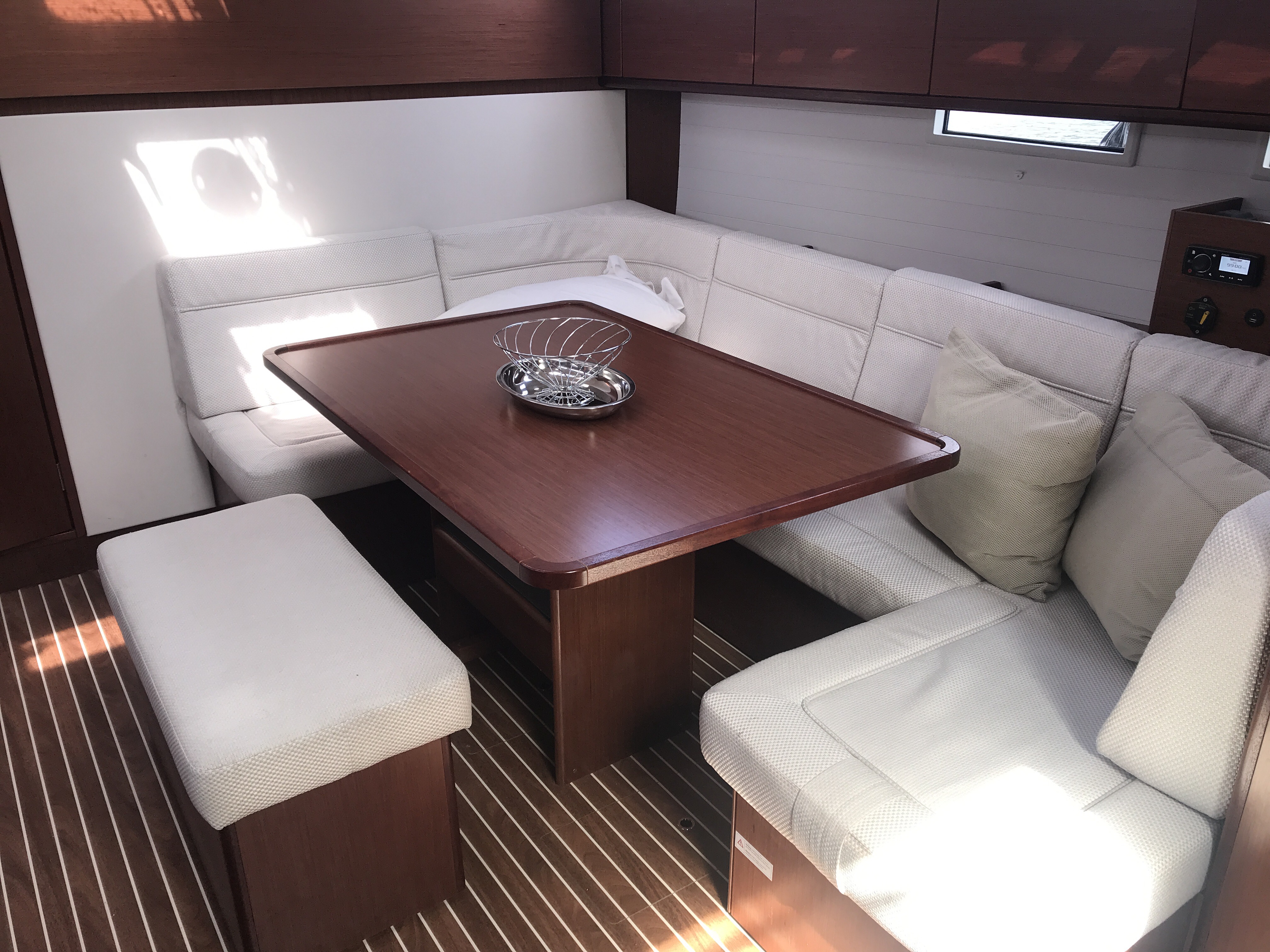 foto Bavaria Cruiser 46 11