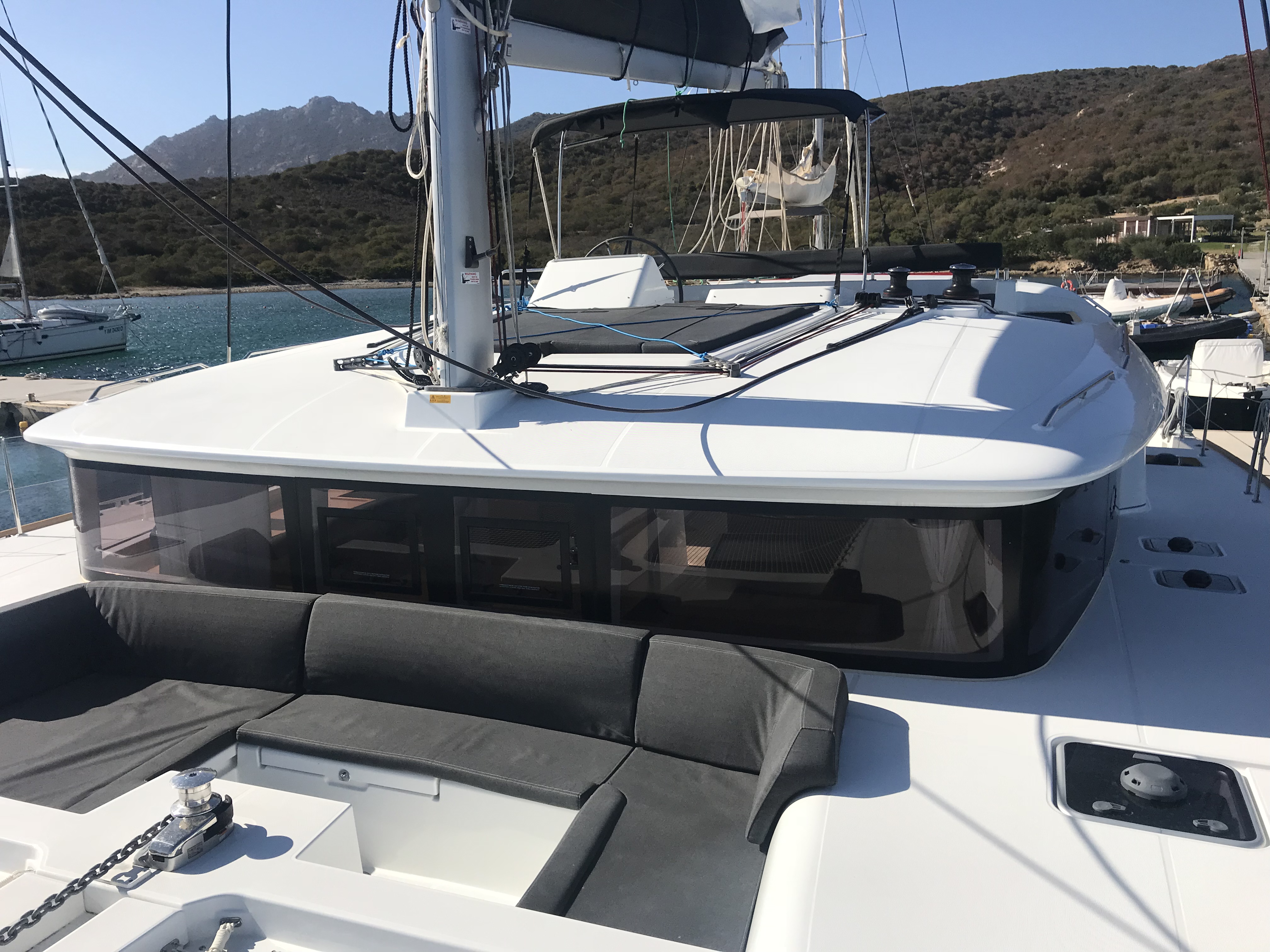 photo Lagoon 450  Flybridge 10