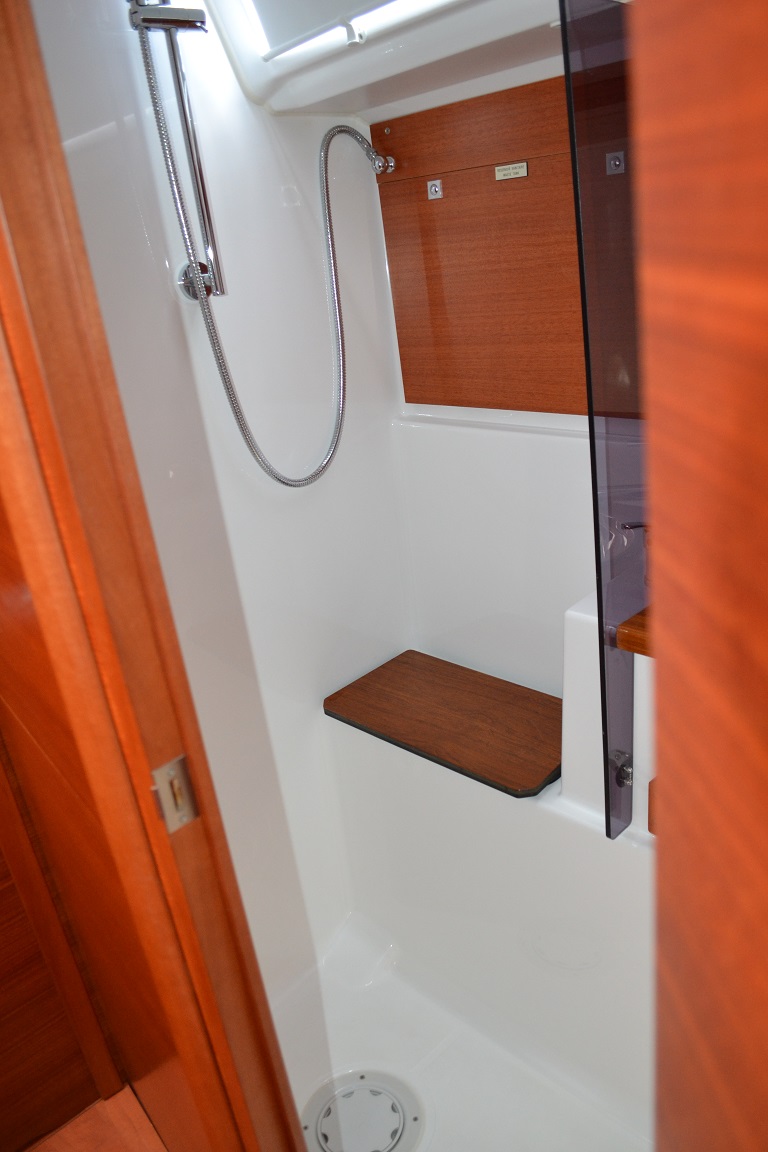 фото Dufour 412 Grand large 6