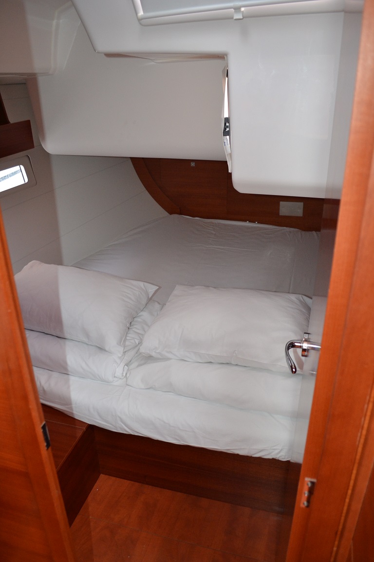 фото Dufour 412 Grand large 11